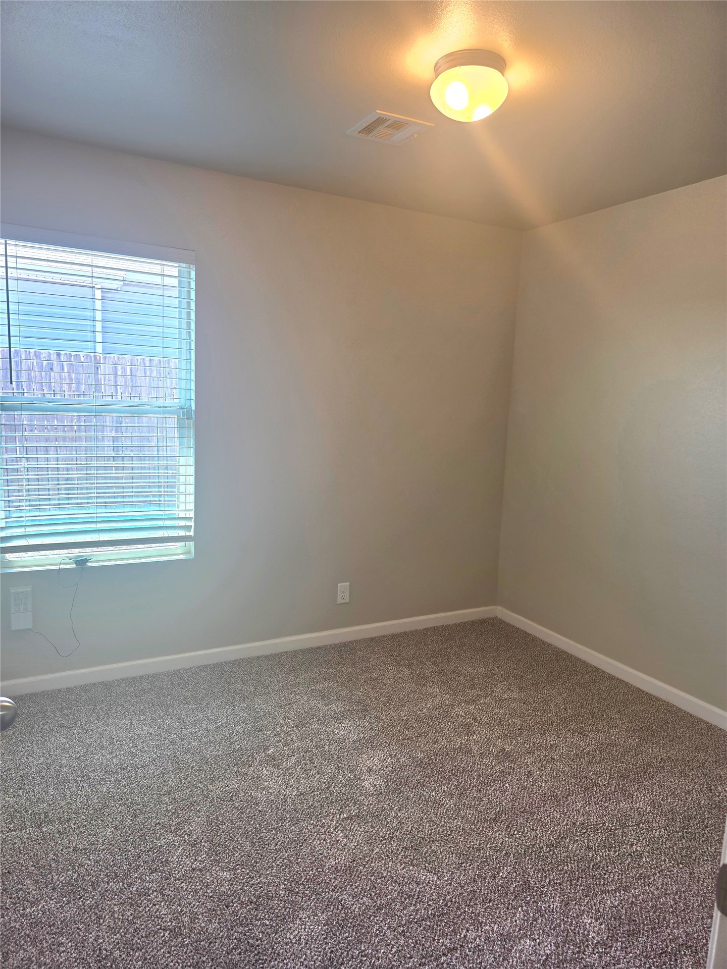 11331 S 240 Avenue E Property Photo 10