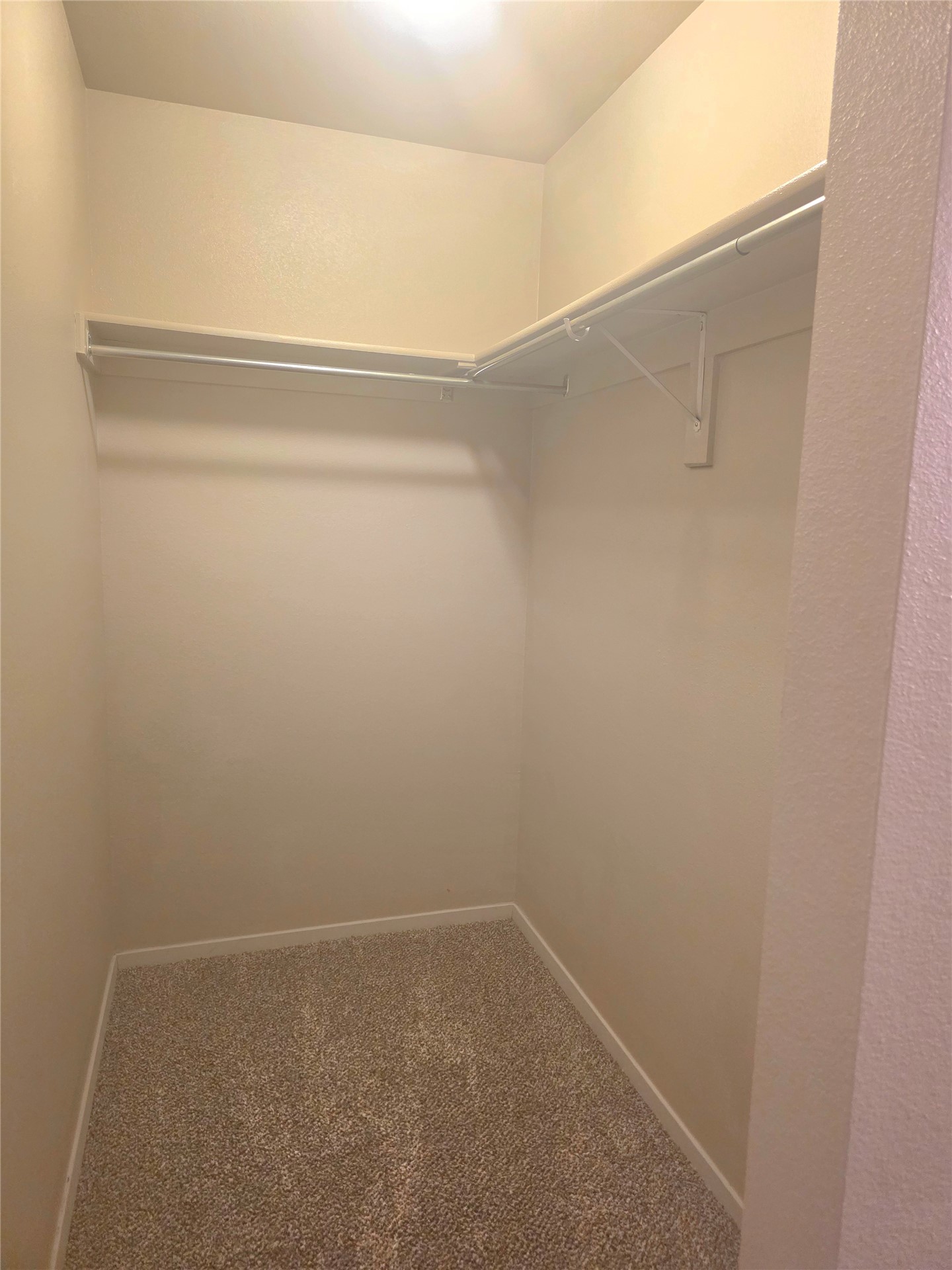 11331 S 240 Avenue E Property Photo 12