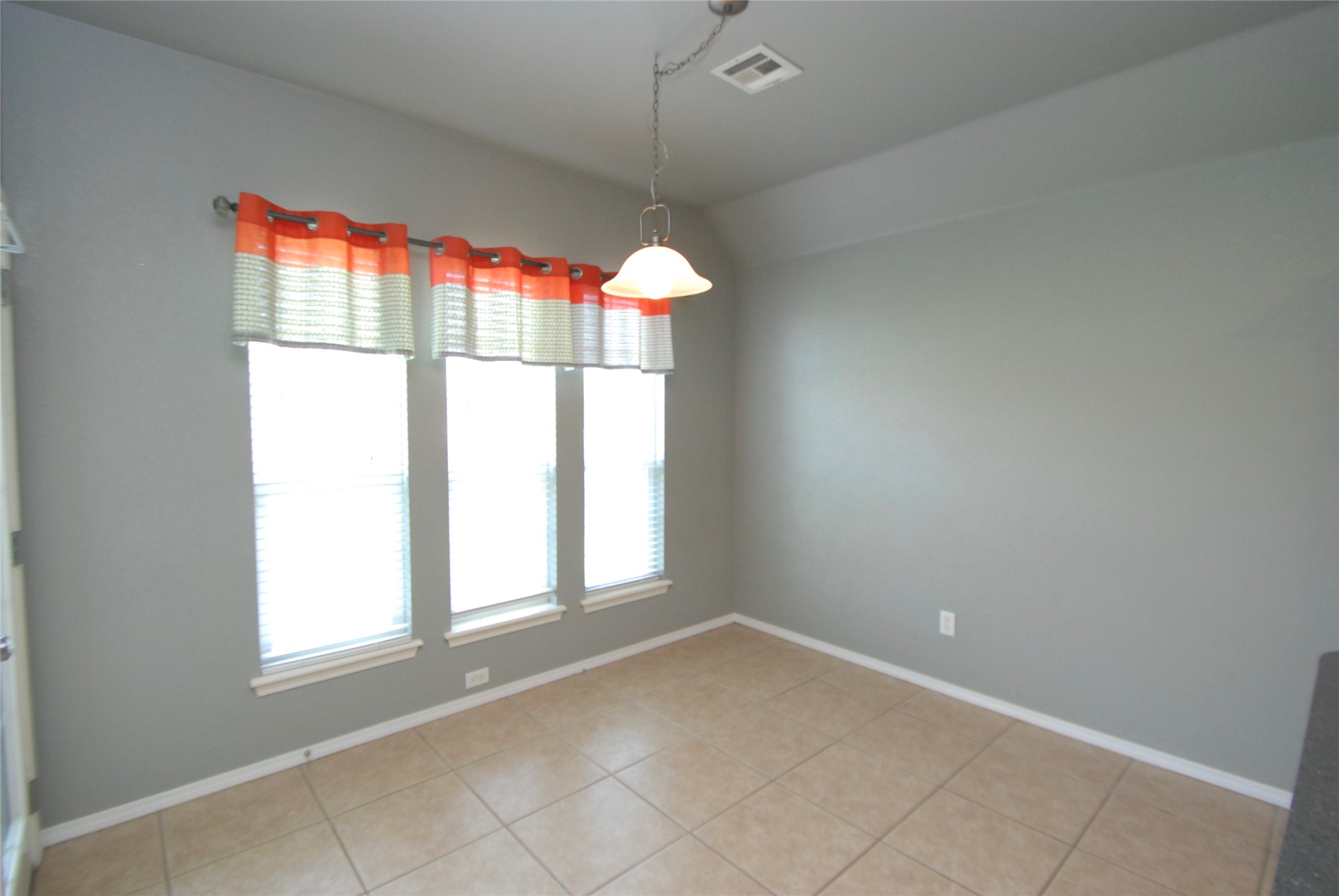 4944 S 204 Avenue E Property Photo 8