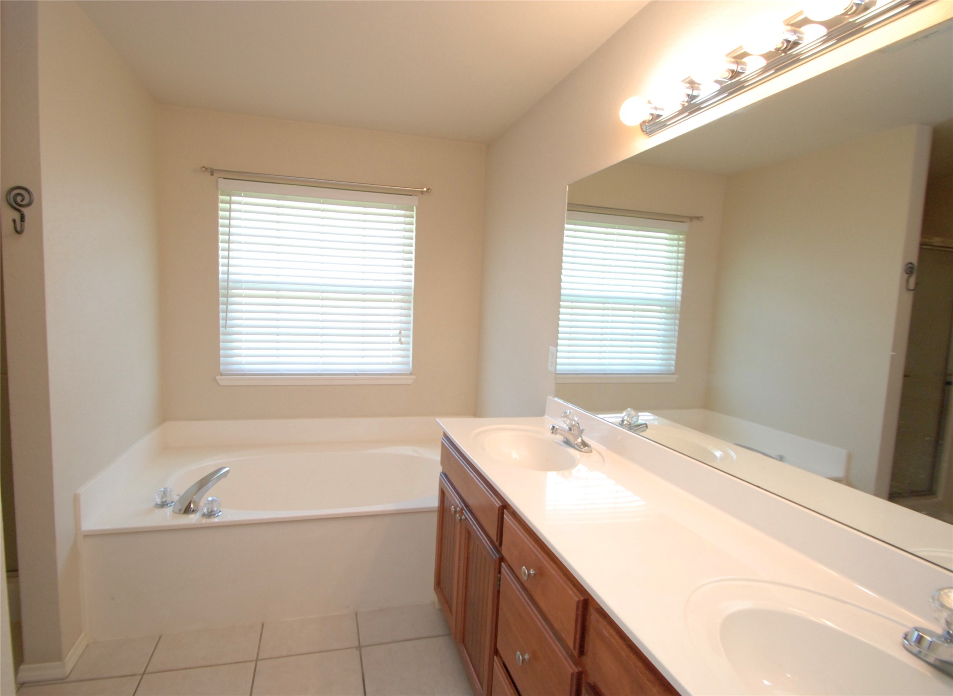 4944 S 204 Avenue E Property Photo 12
