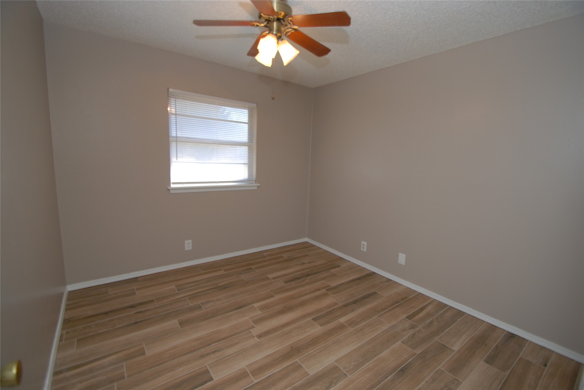 1331 S 124 Avenue E Property Photo 16
