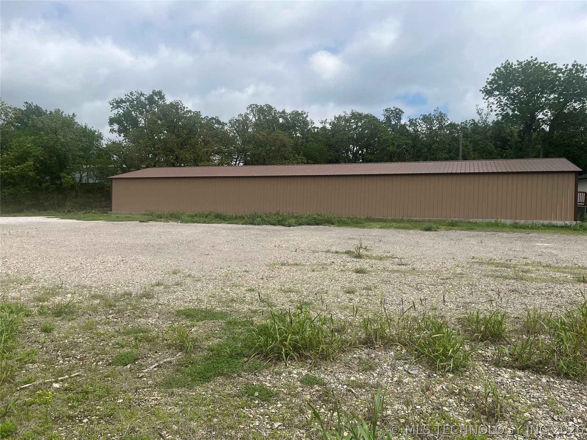 5325 S 86 West Avenue Property Photo 4