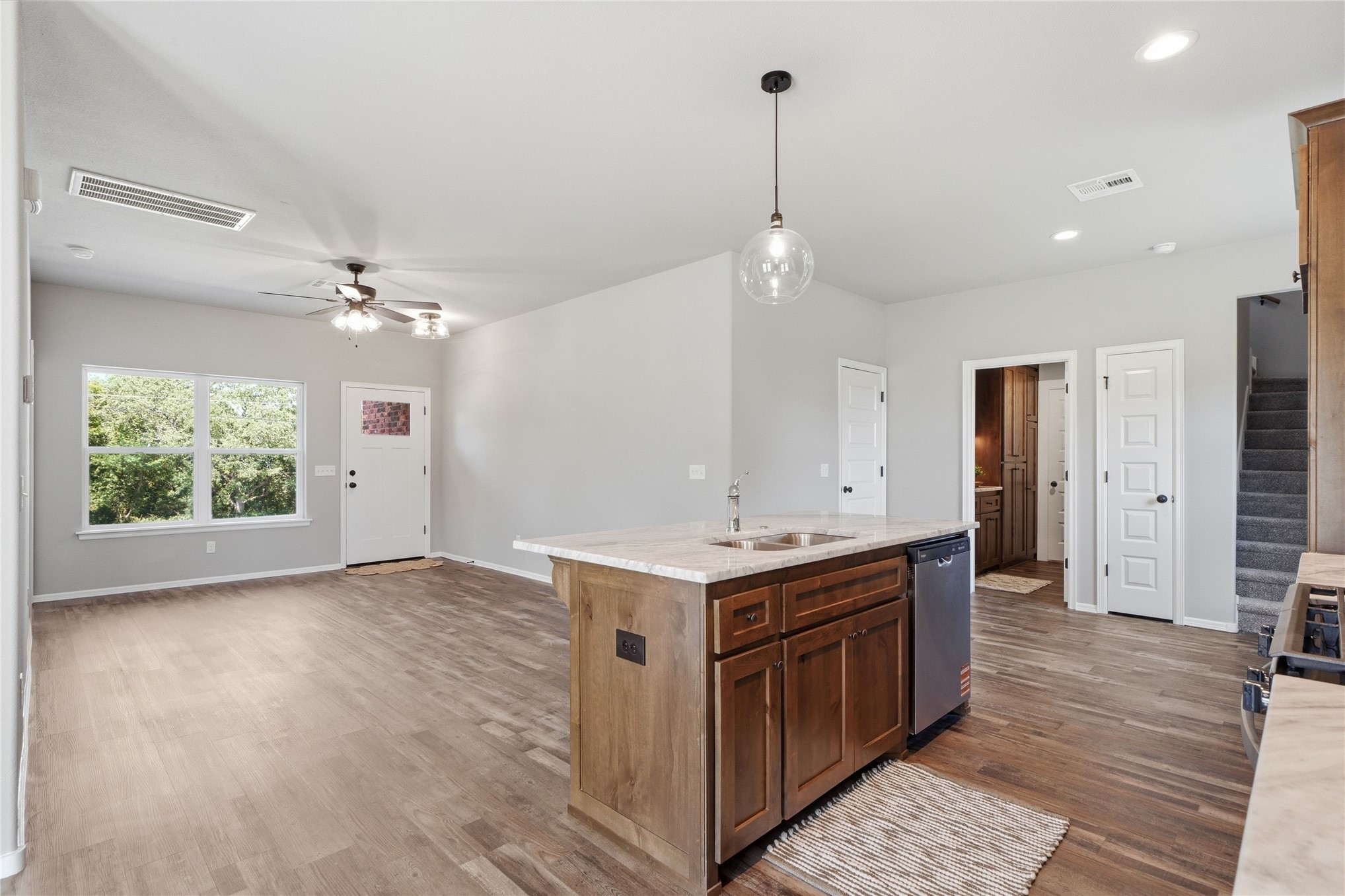 1524 E Grayson Avenue Property Photo 17