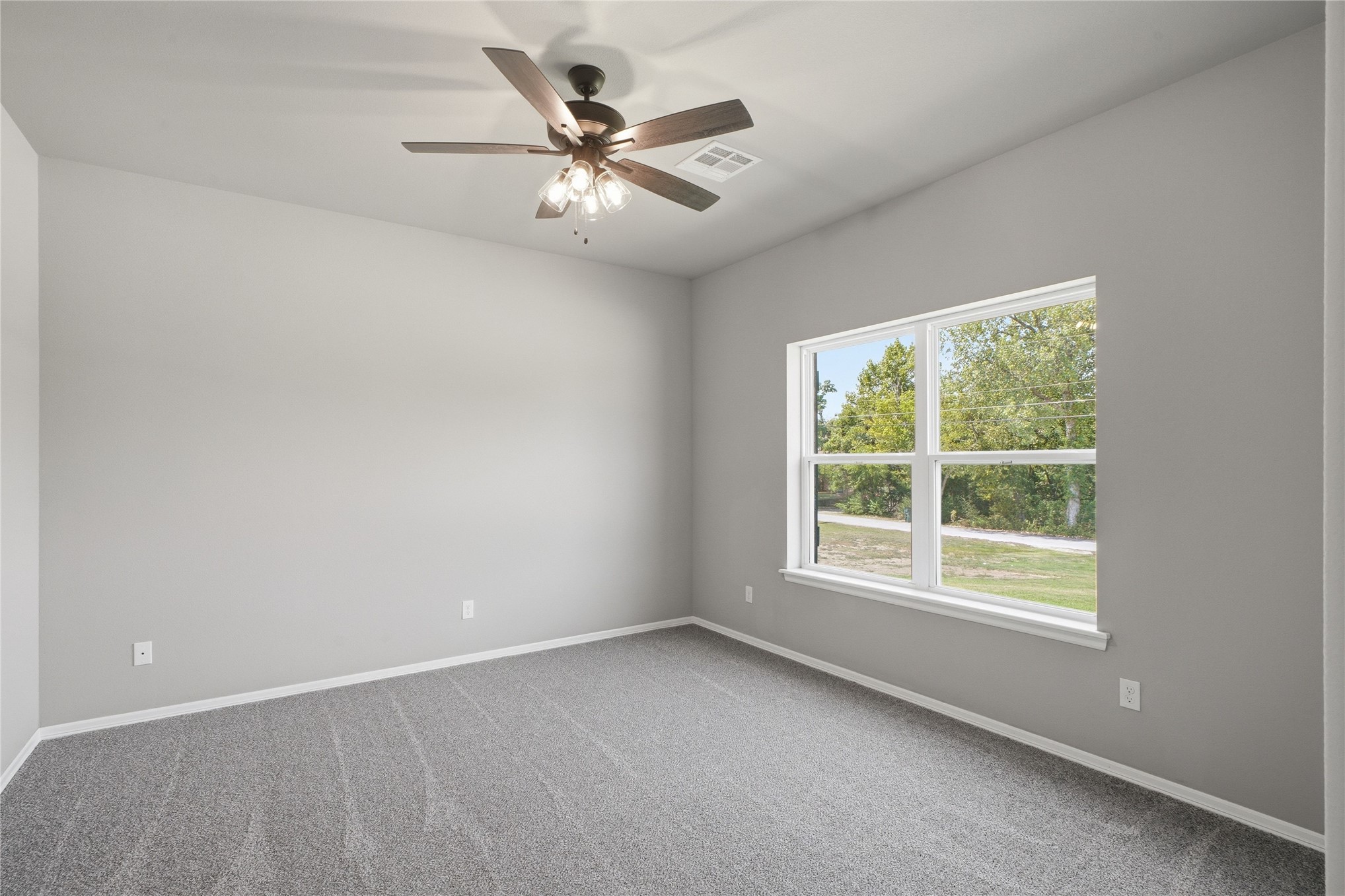1524 E Grayson Avenue Property Photo 24