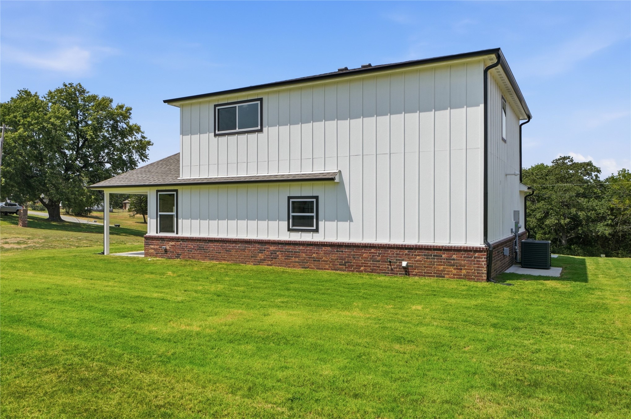 1524 E Grayson Avenue Property Photo 42