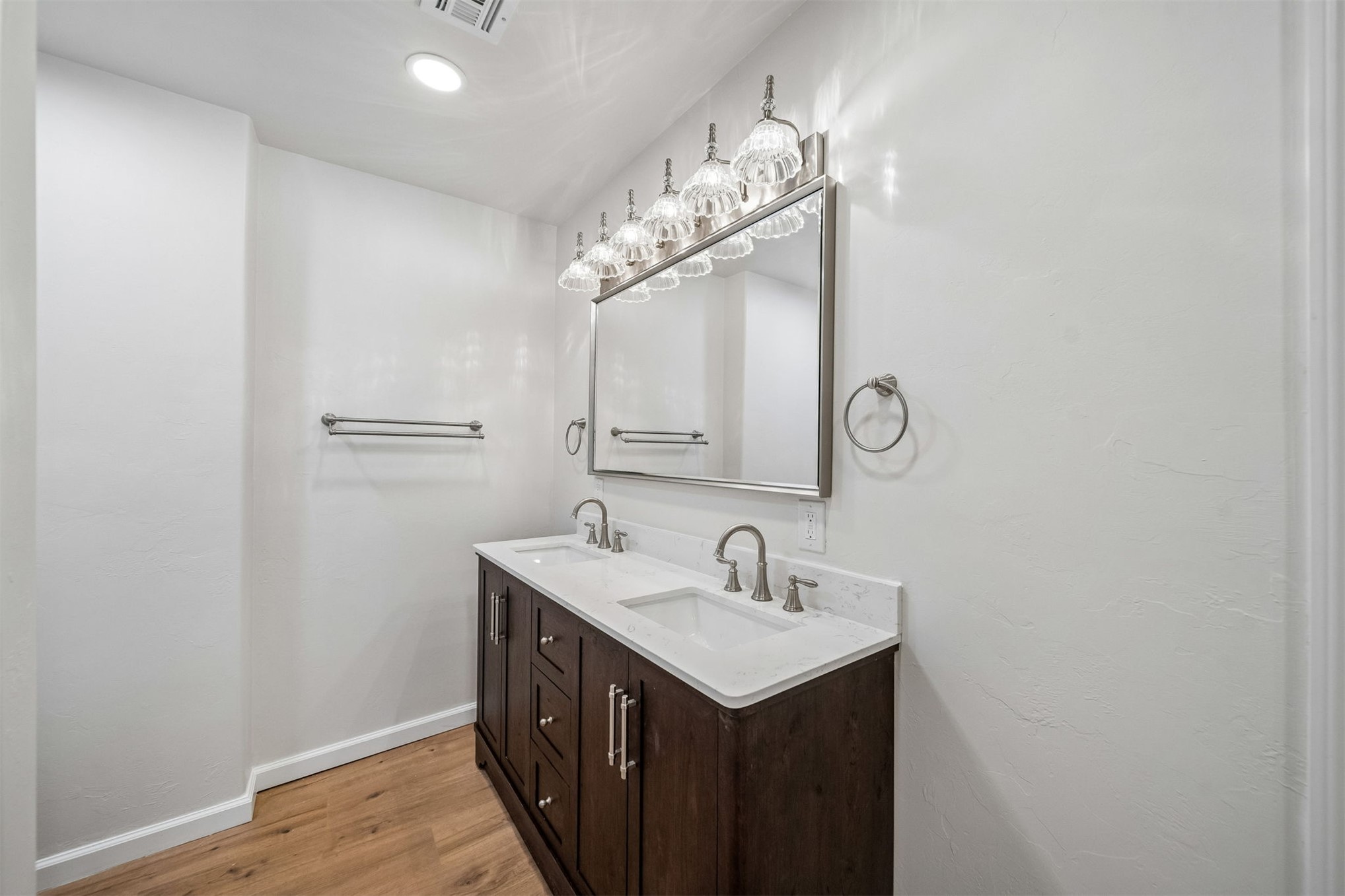 108 Highland Property Photo 20