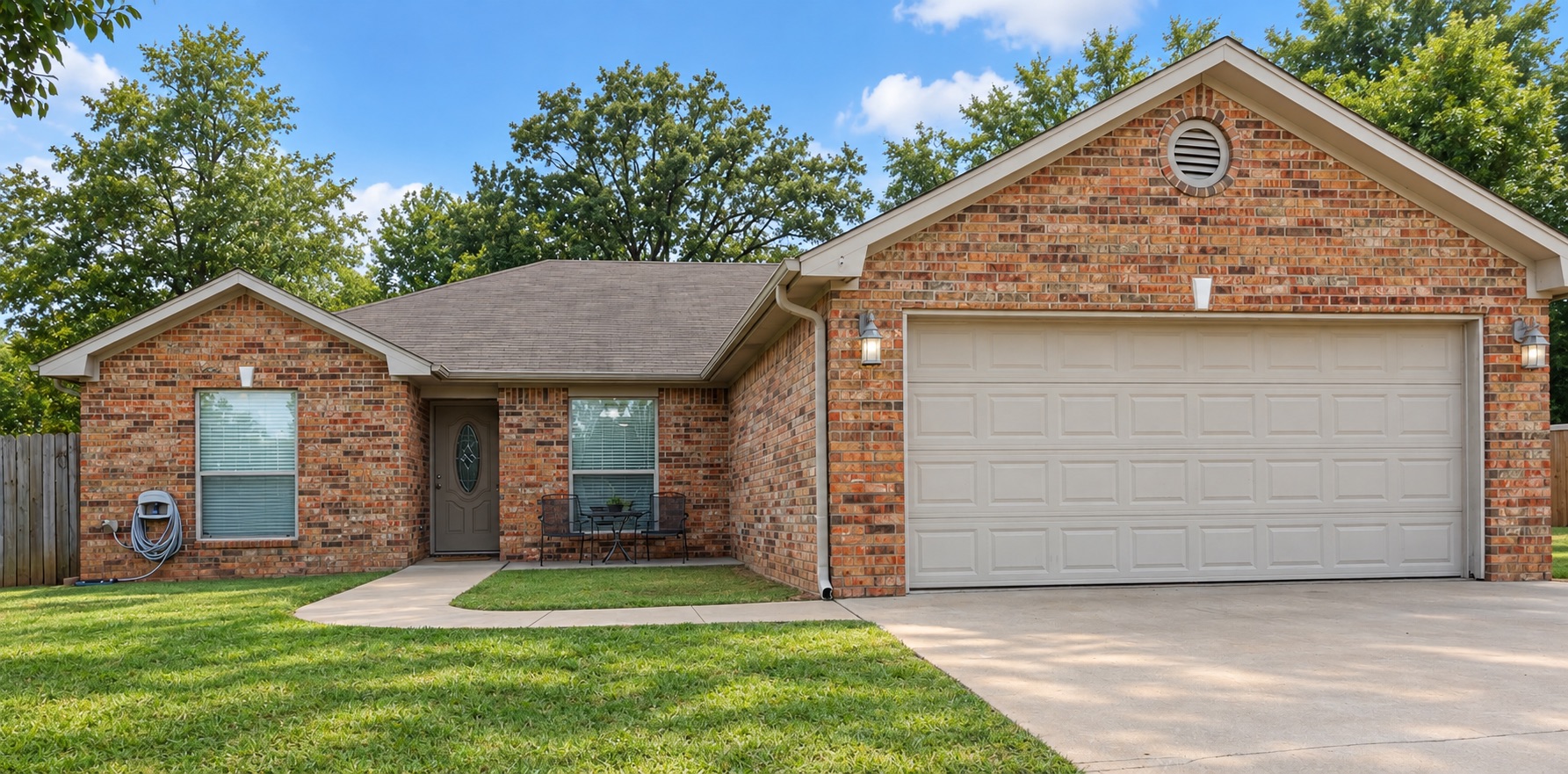5403 Roadrunner Court Property Photo 2
