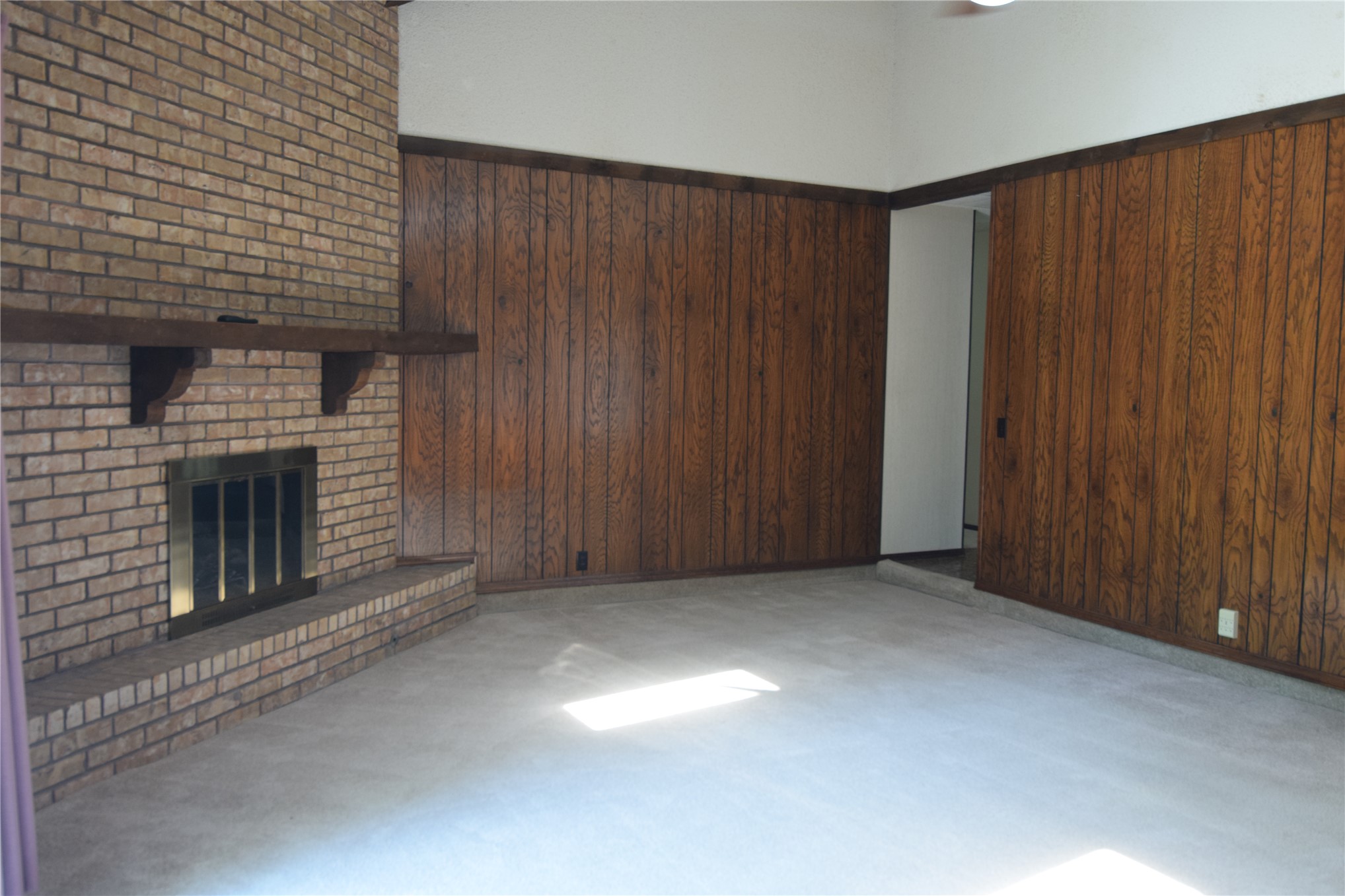 1220 S Chestnut Avenue Property Photo 15