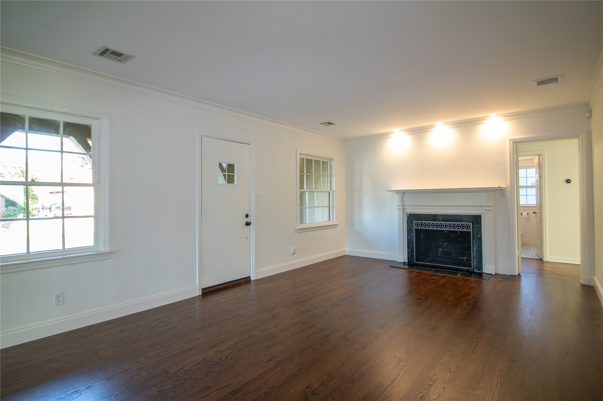 1204 S Evanston Avenue S Property Photo 11