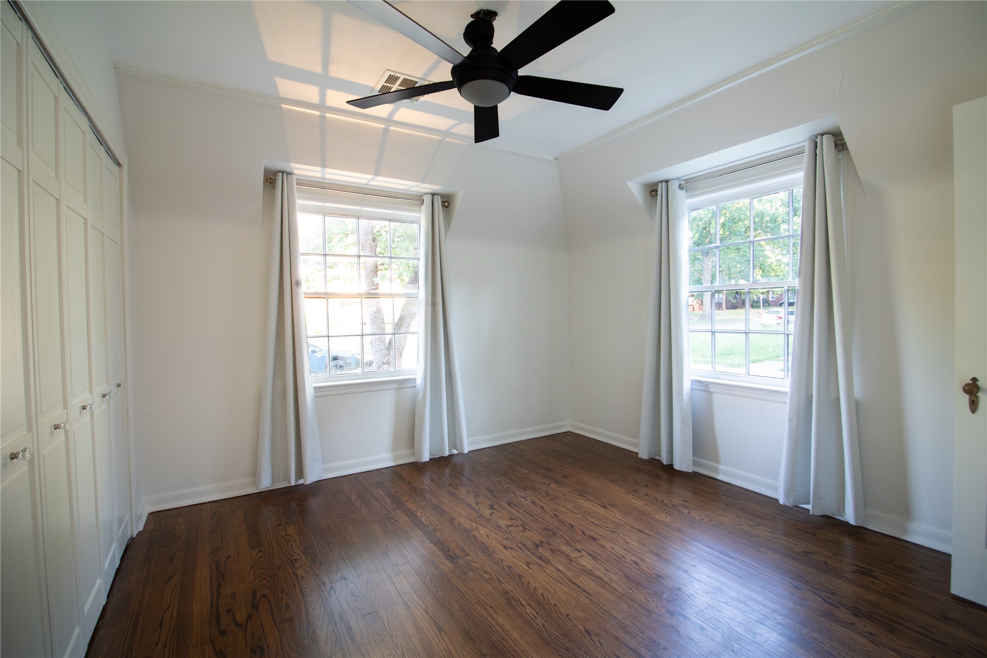 1204 S Evanston Avenue S Property Photo 33
