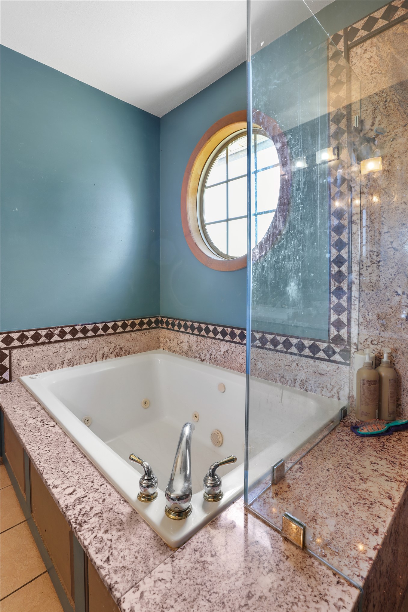 5226 W 450 Property Photo 10