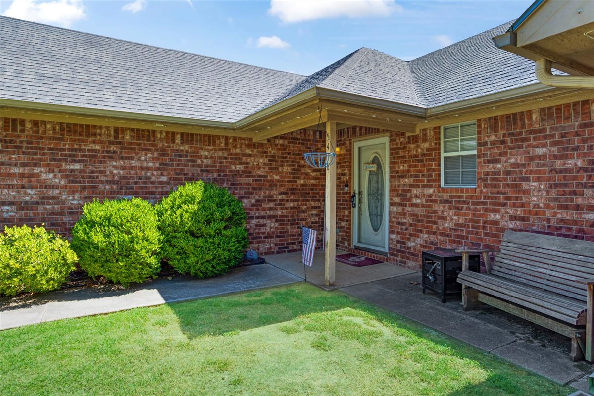 5418 Roadrunner Property Photo 5