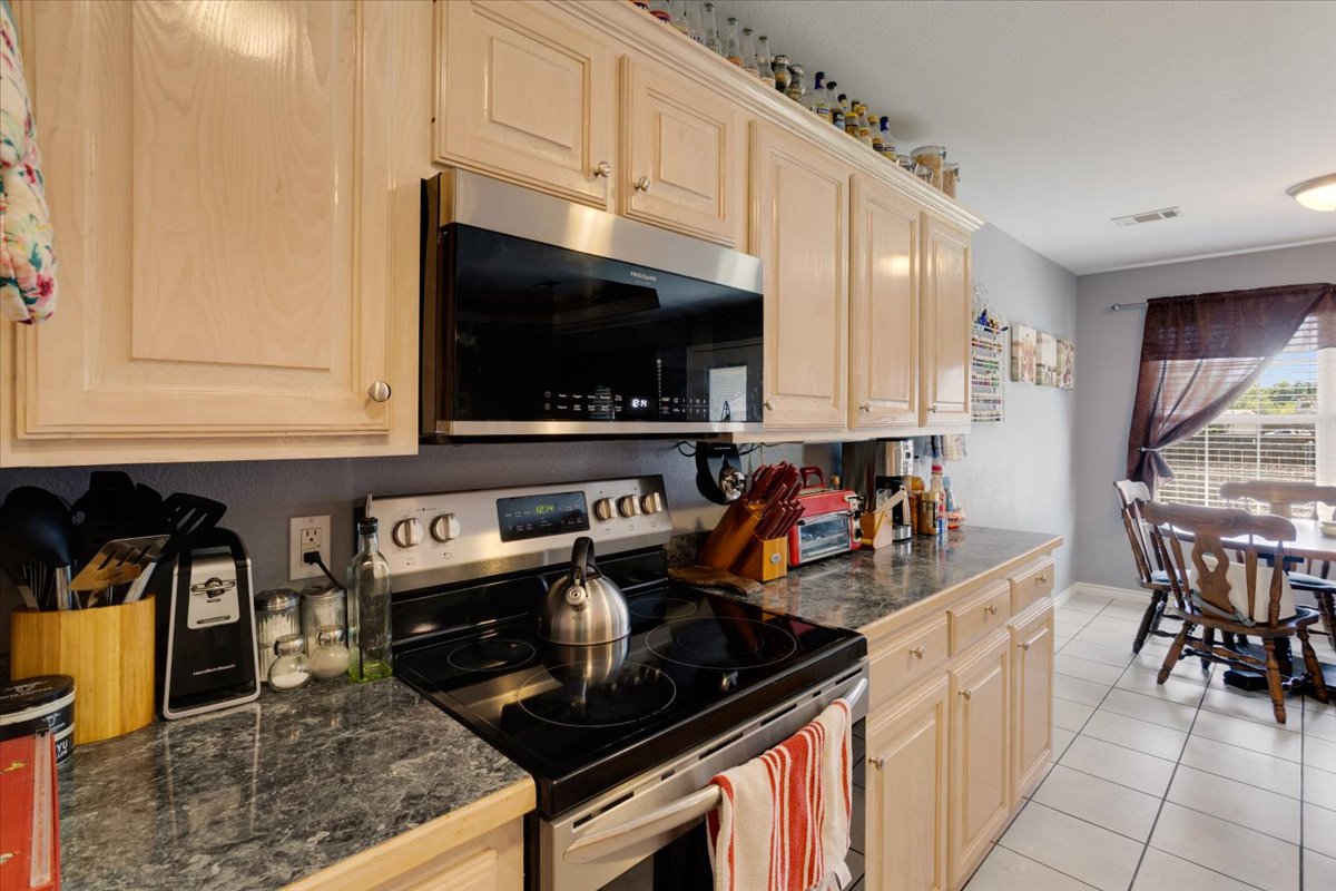 5418 Roadrunner Property Photo 9