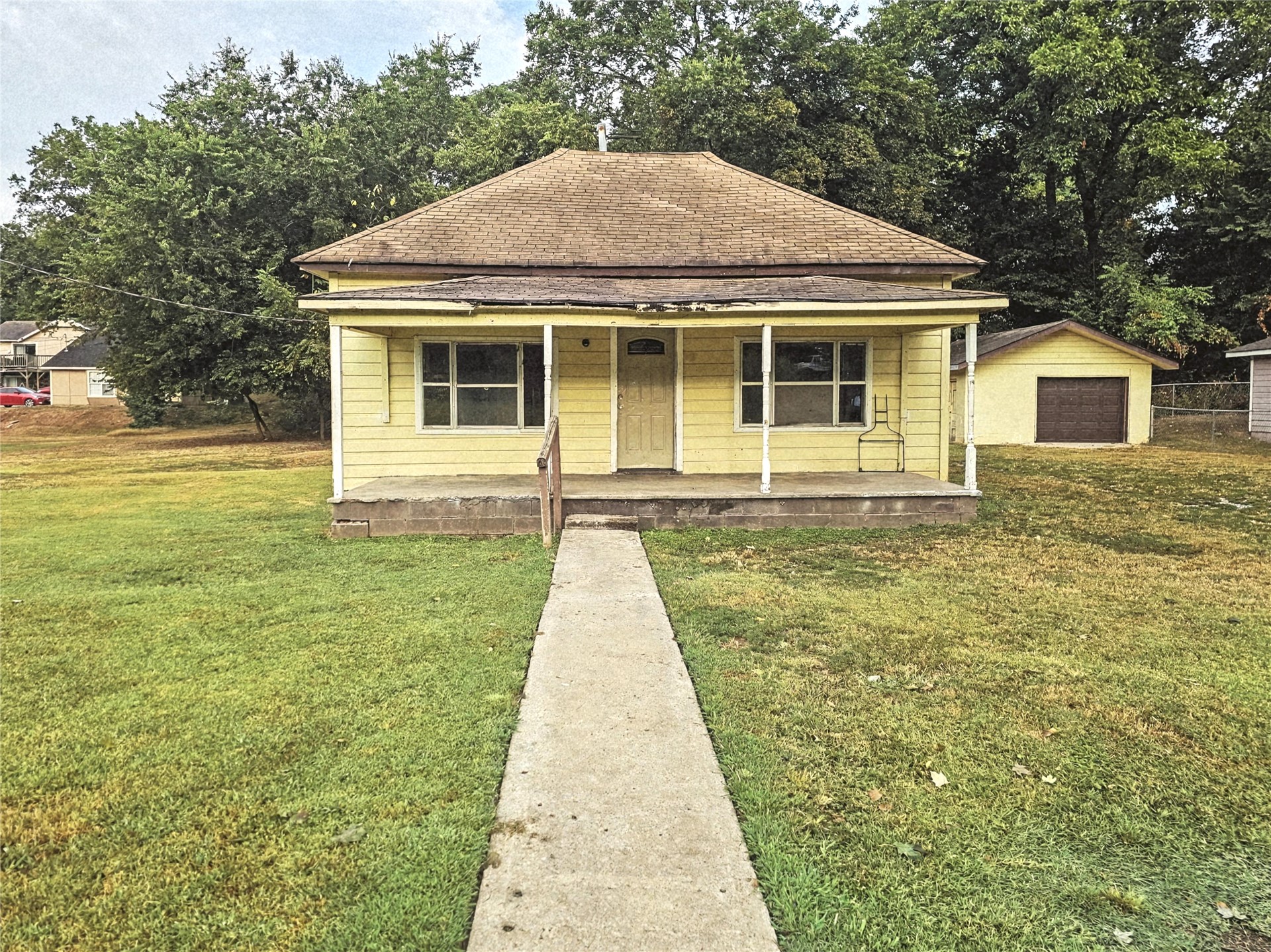 310 Wilson Avenue Property Photo 1