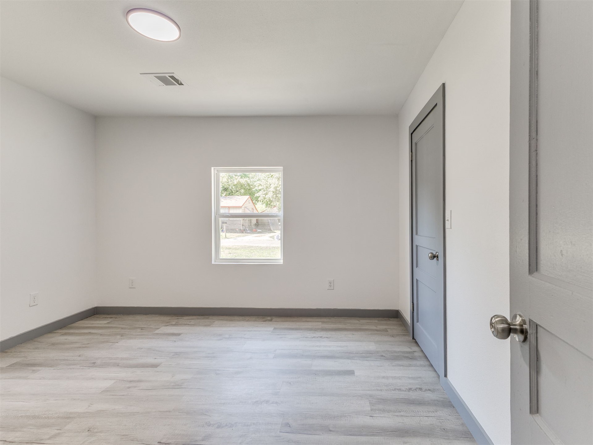 5208 Denison Property Photo 33