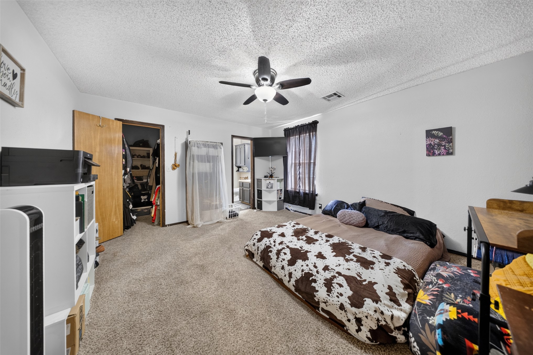711 S Hominy Place Property Photo 7