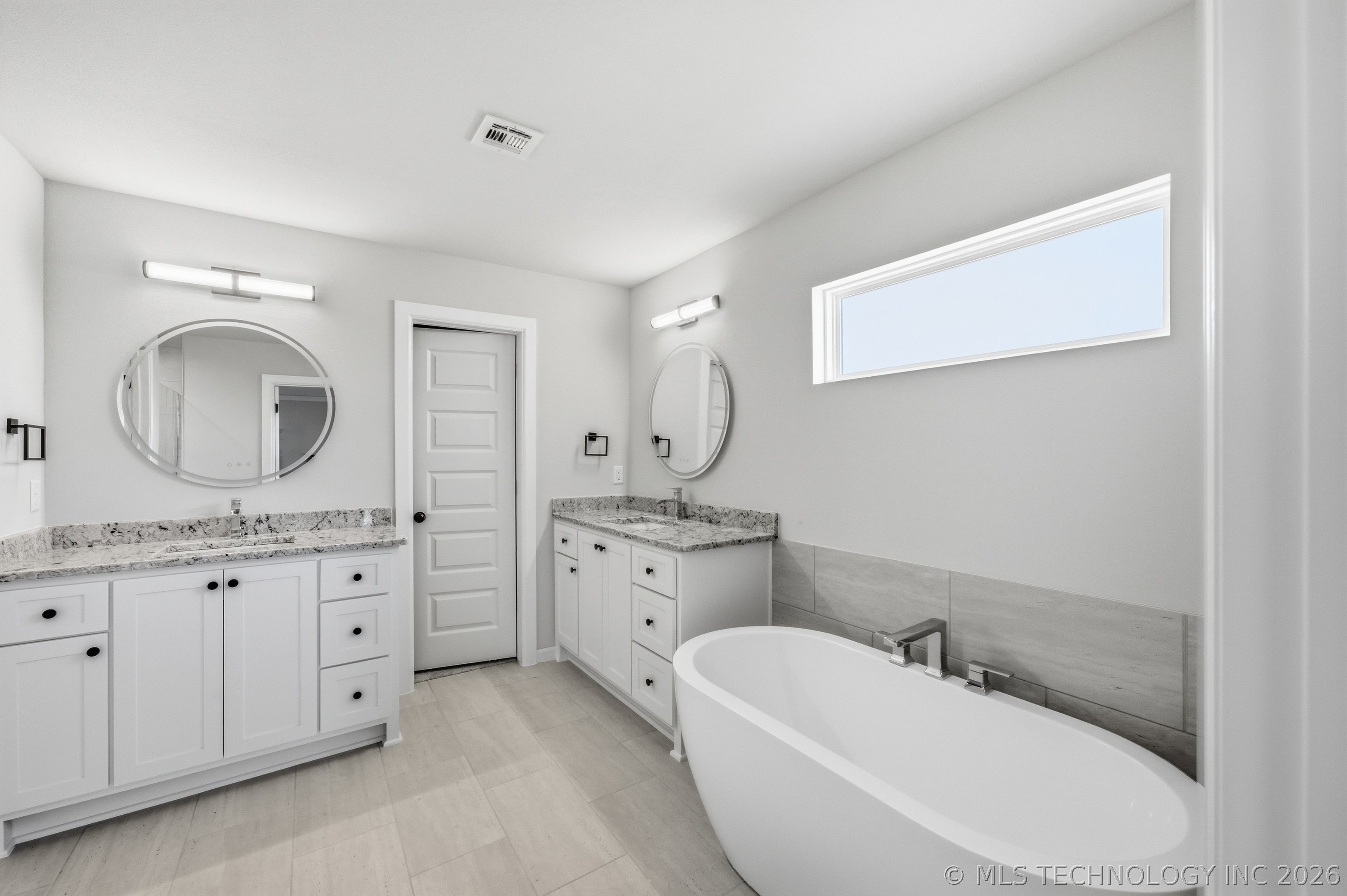 10698 S 226th East Avenue Property Photo 16
