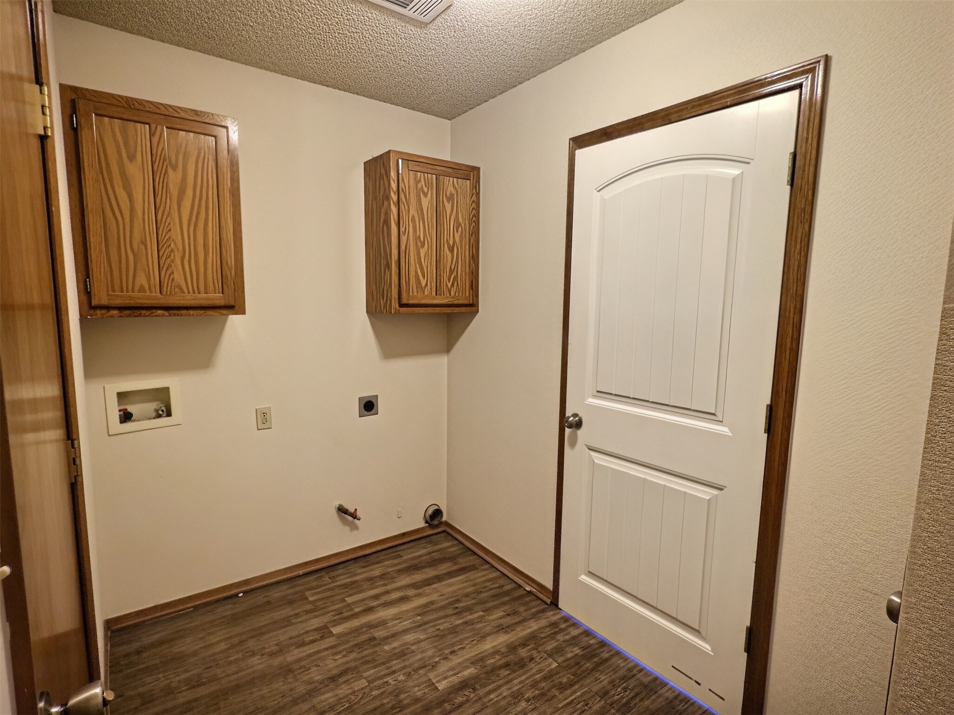 10916 E 118th Court North Property Photo 8