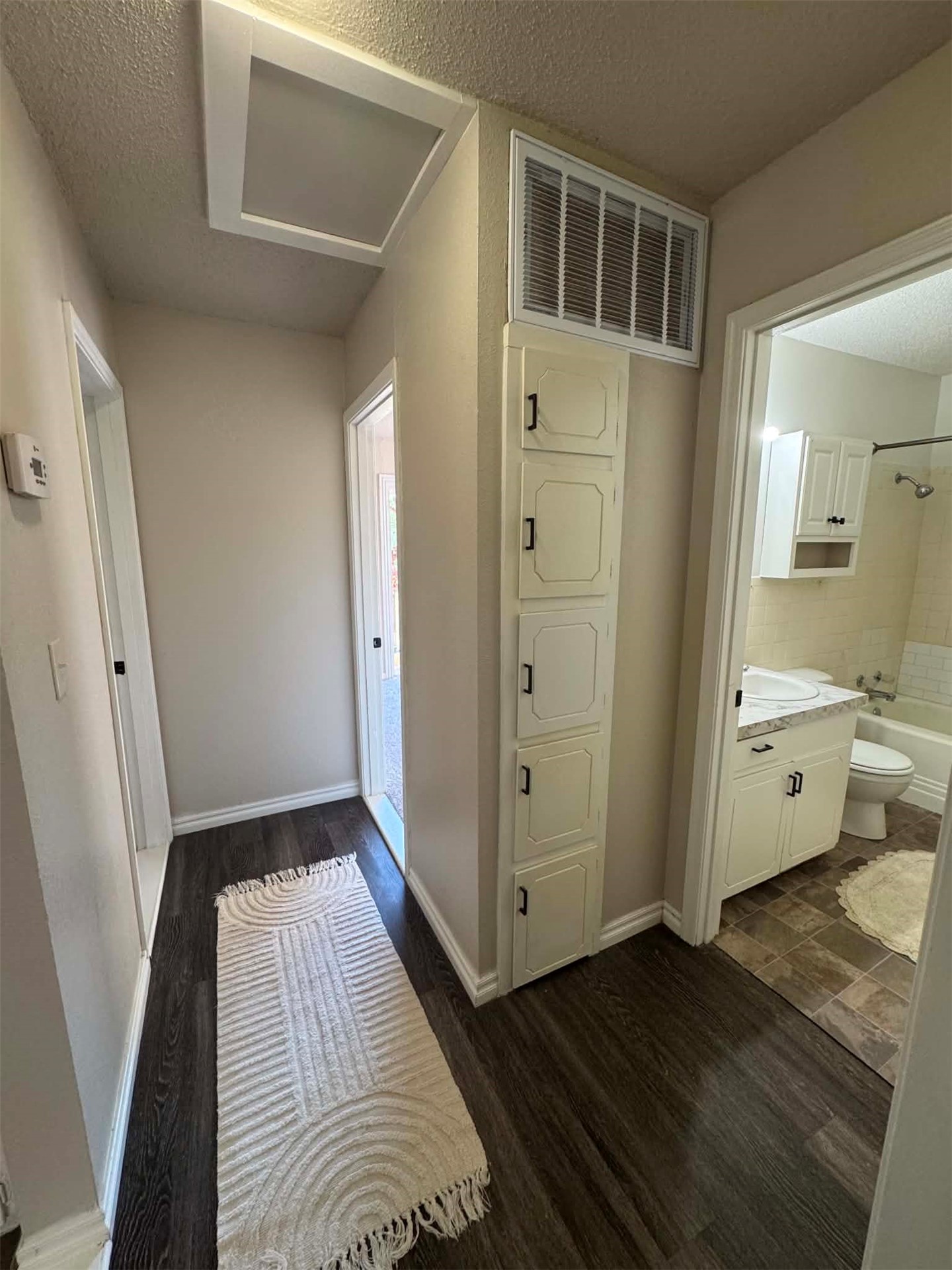 205 E Harrison Property Photo 18