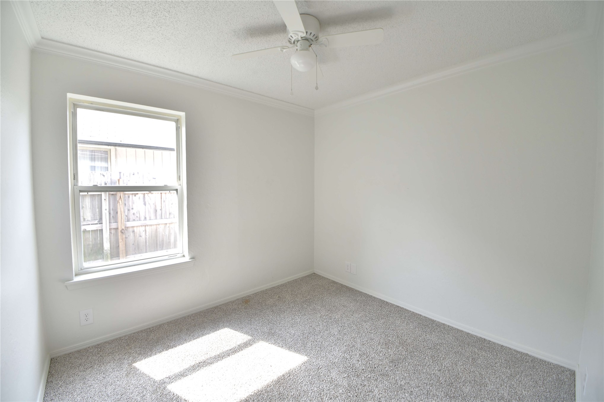 7114 E 98th Street Property Photo 11