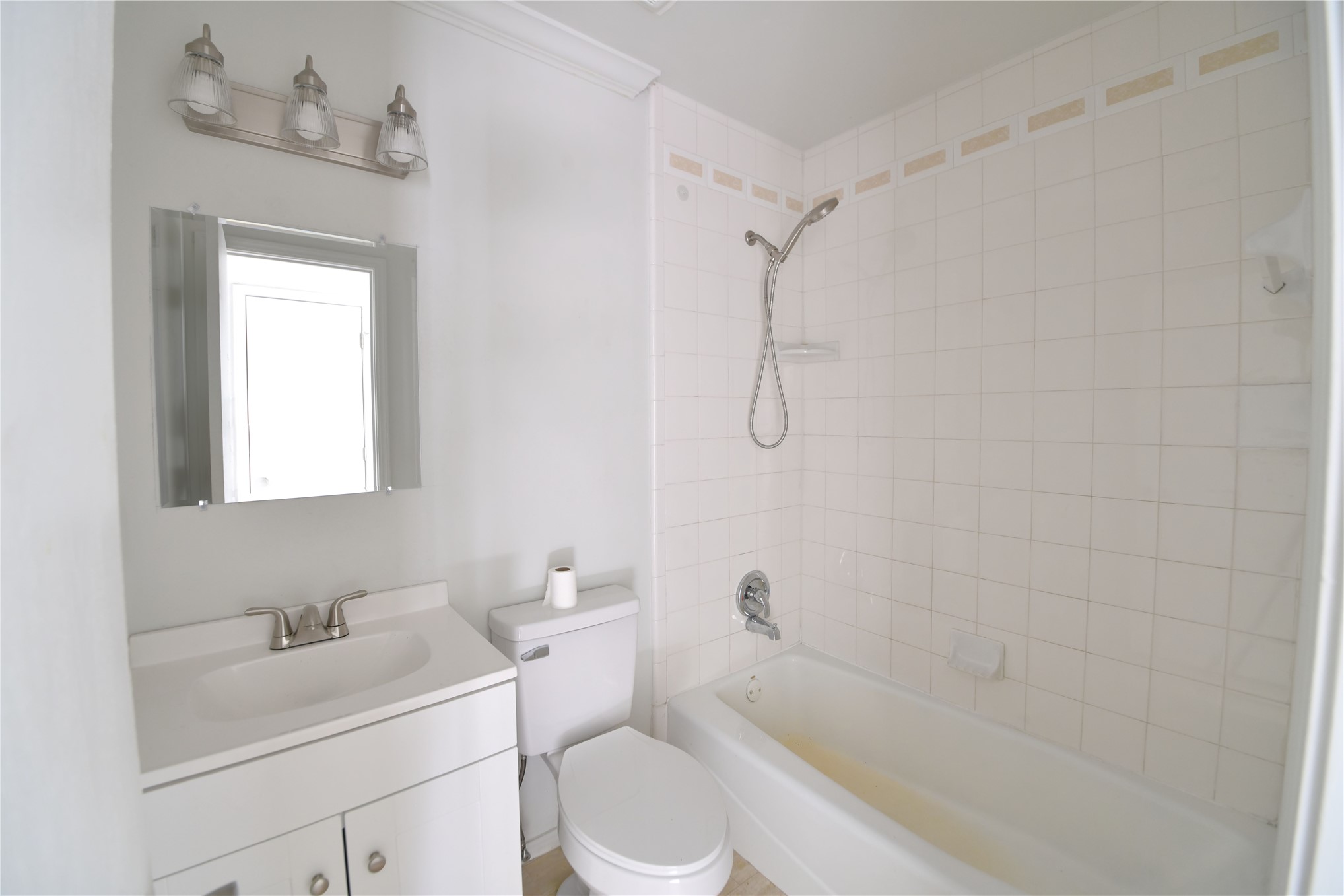 7114 E 98th Street Property Photo 13