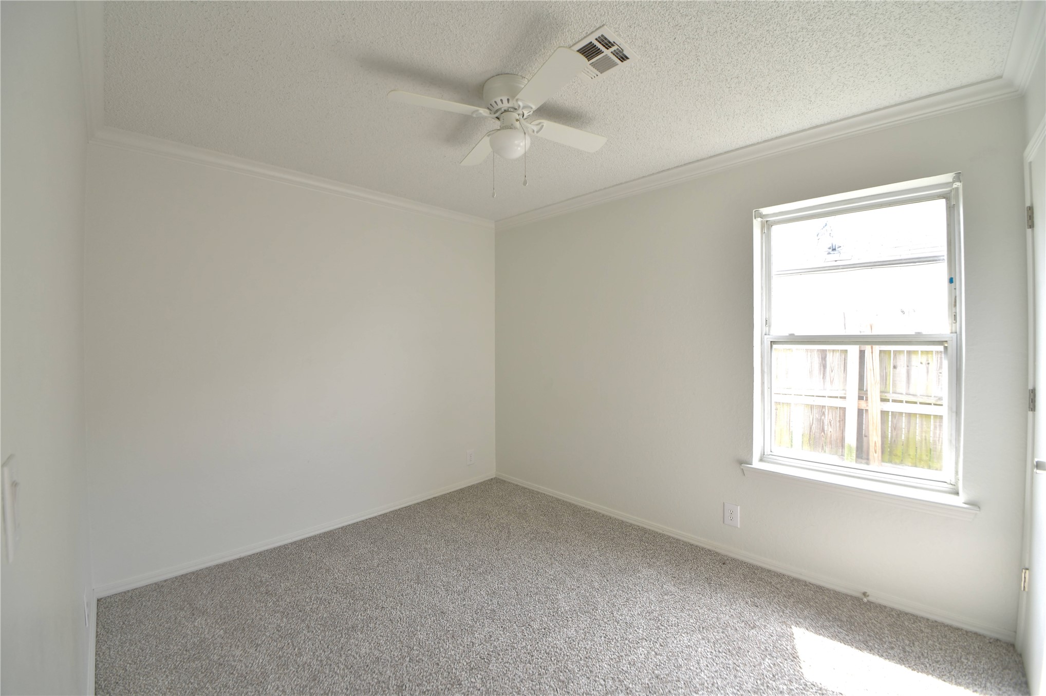 7114 E 98th Street Property Photo 14