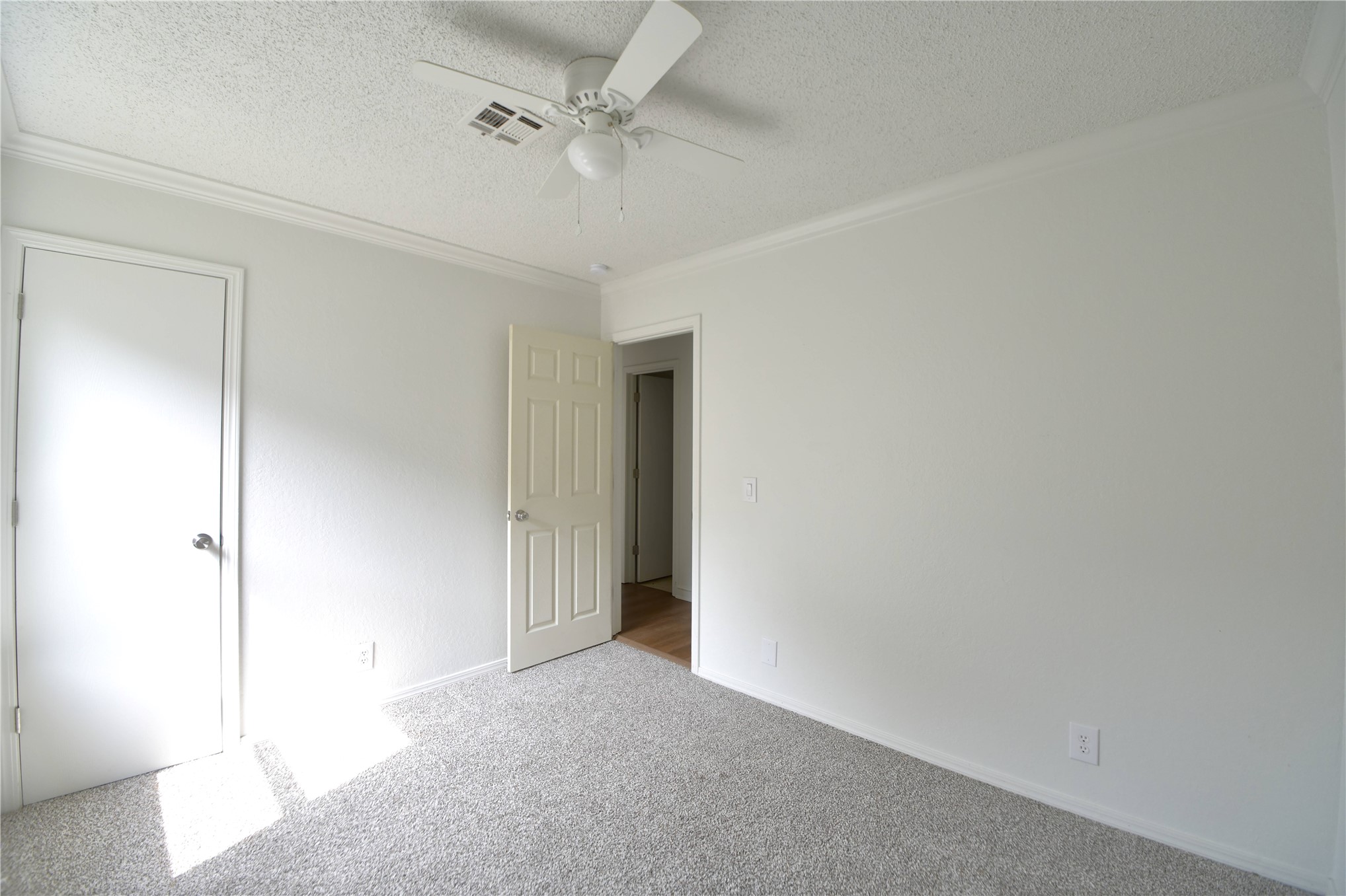 7114 E 98th Street Property Photo 15