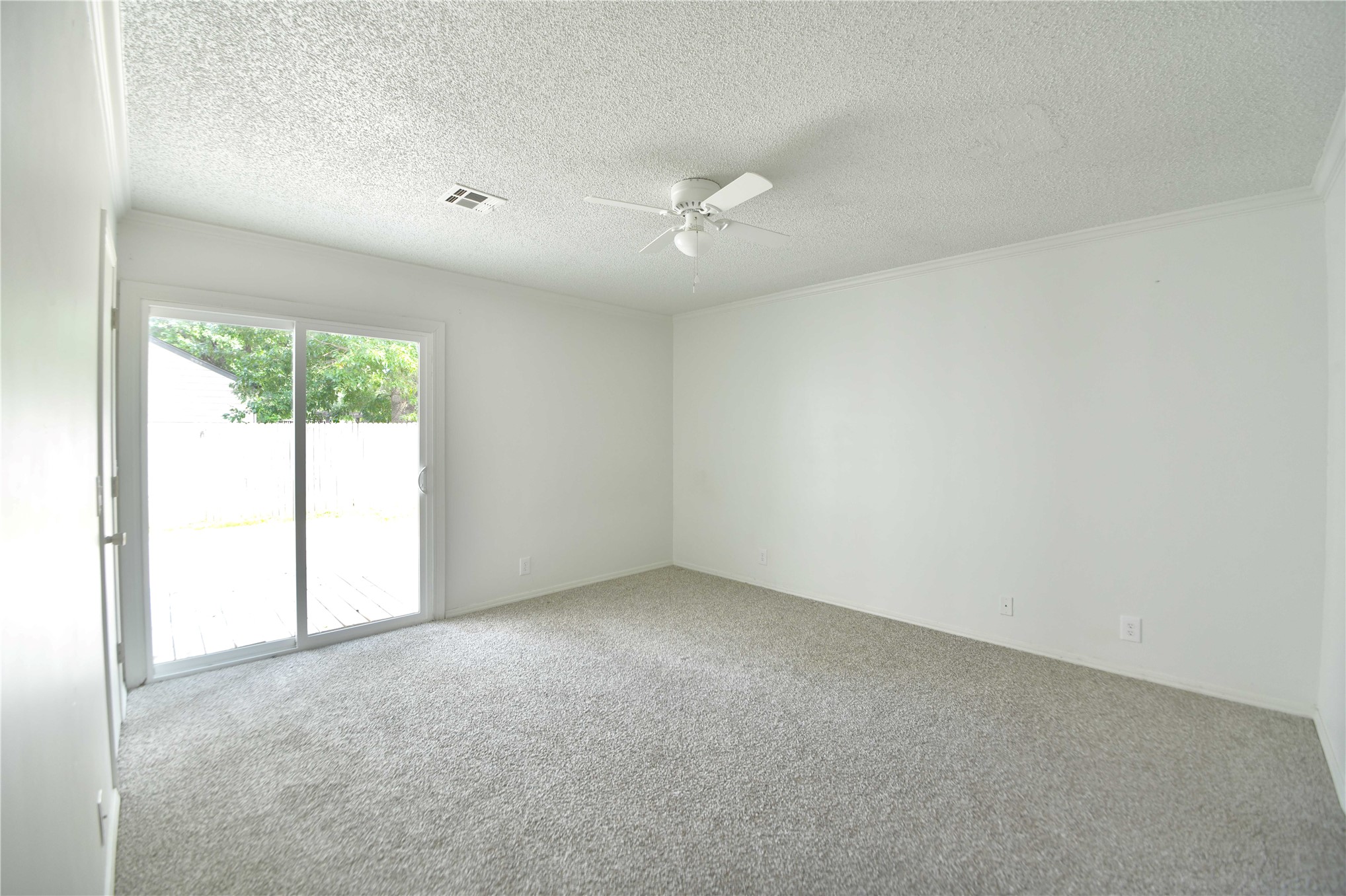 7114 E 98th Street Property Photo 16