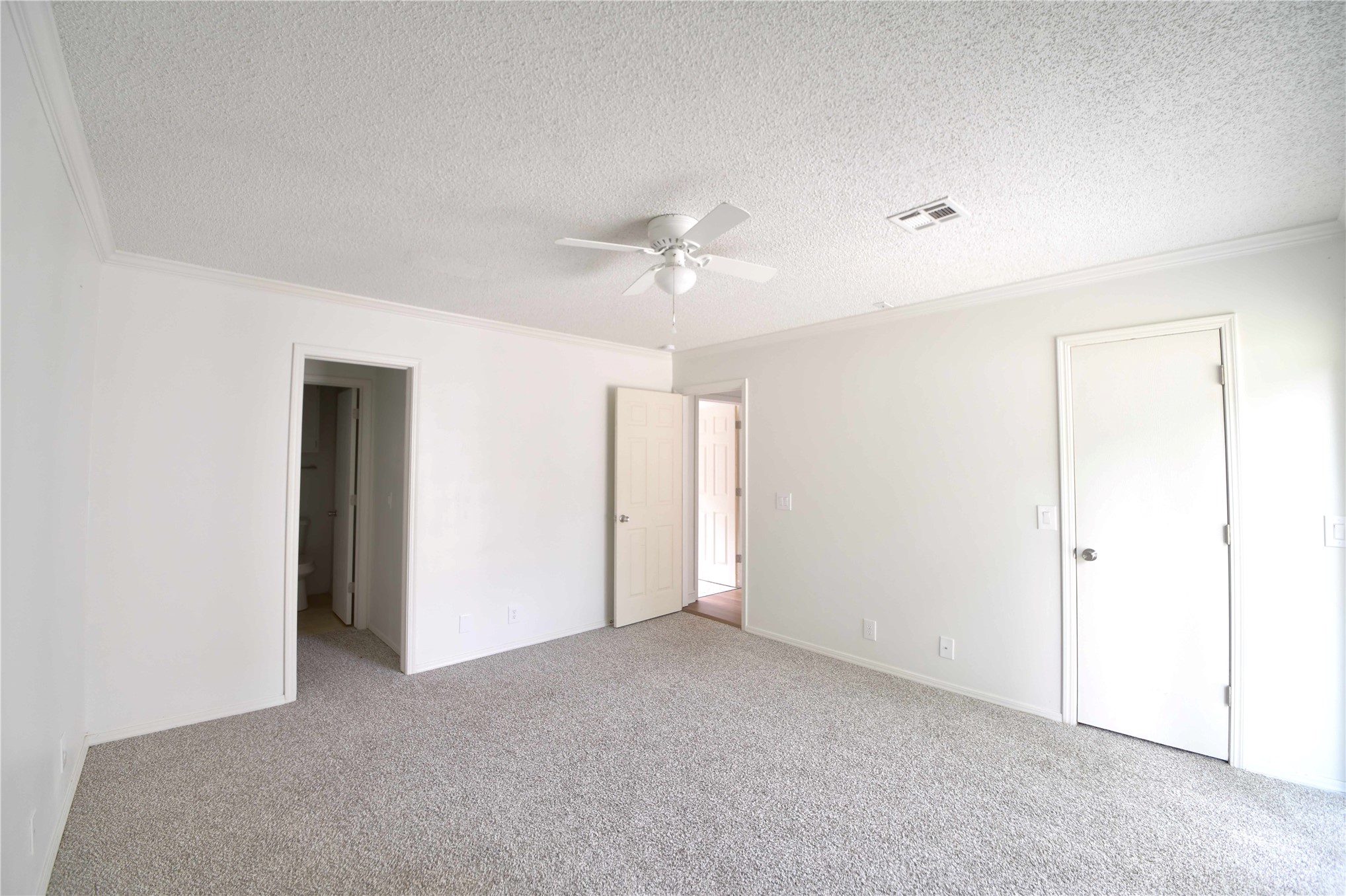 7114 E 98th Street Property Photo 17