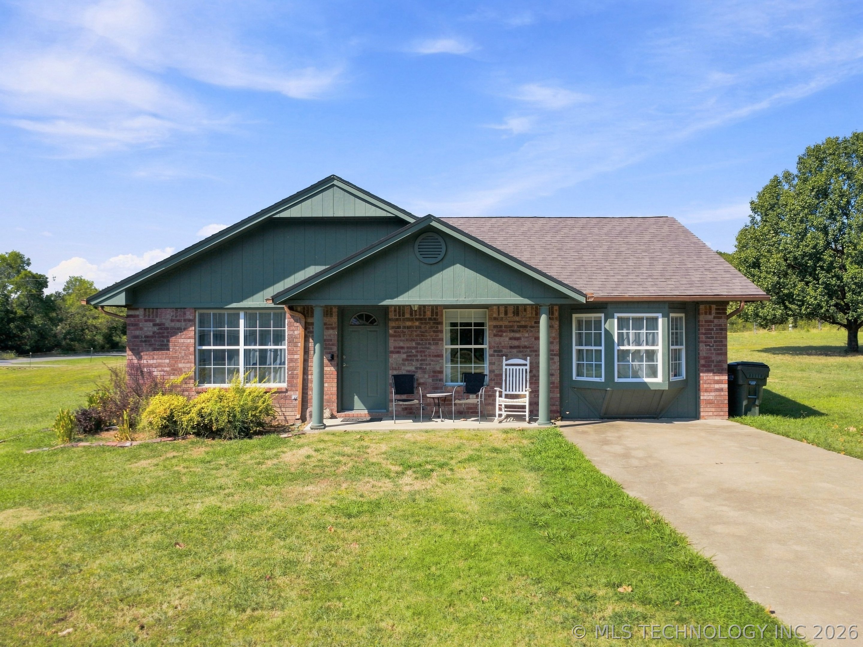 608 Pine Street Property Photo 1