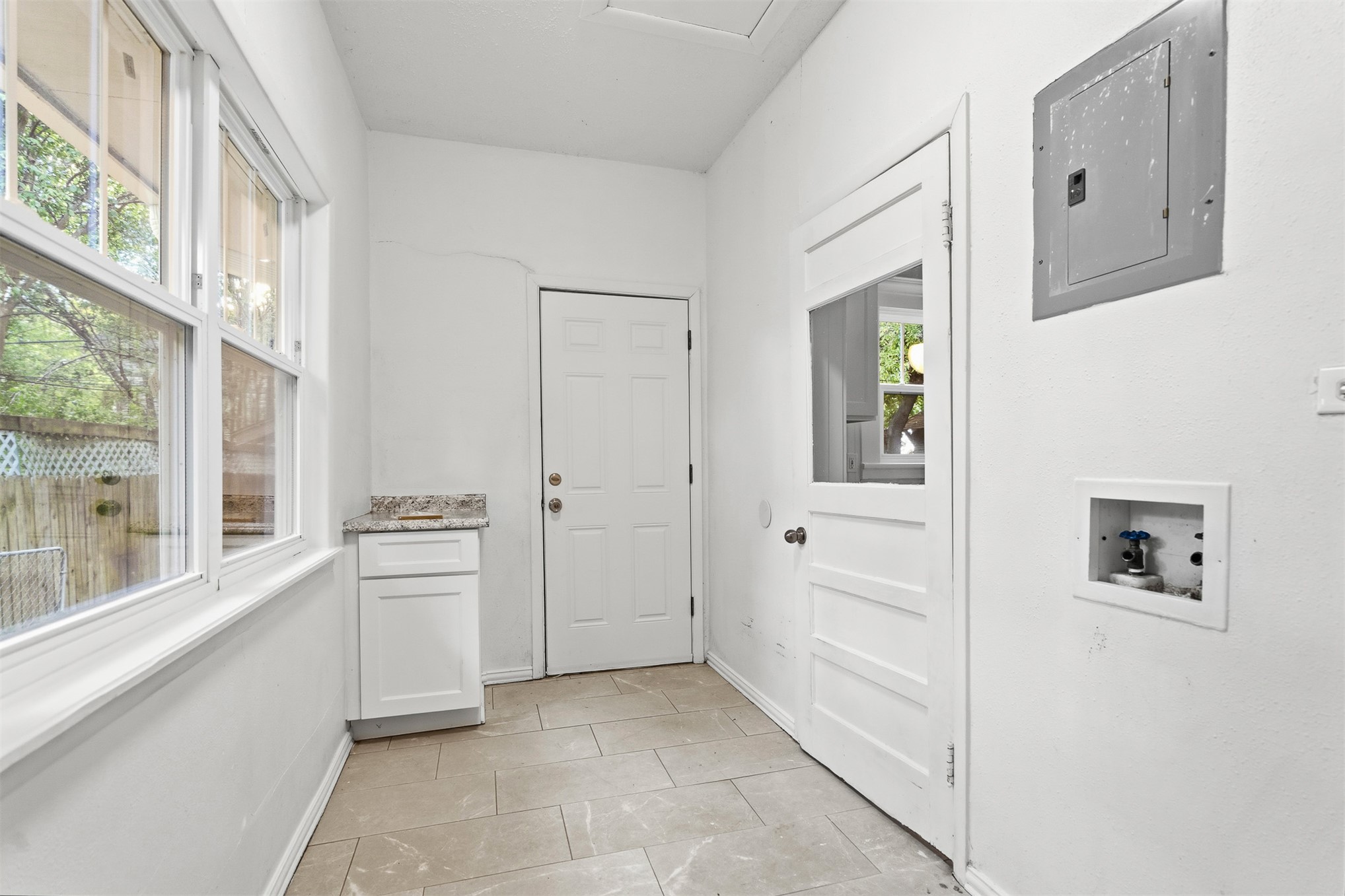 811 3rd Sw Property Photo 15