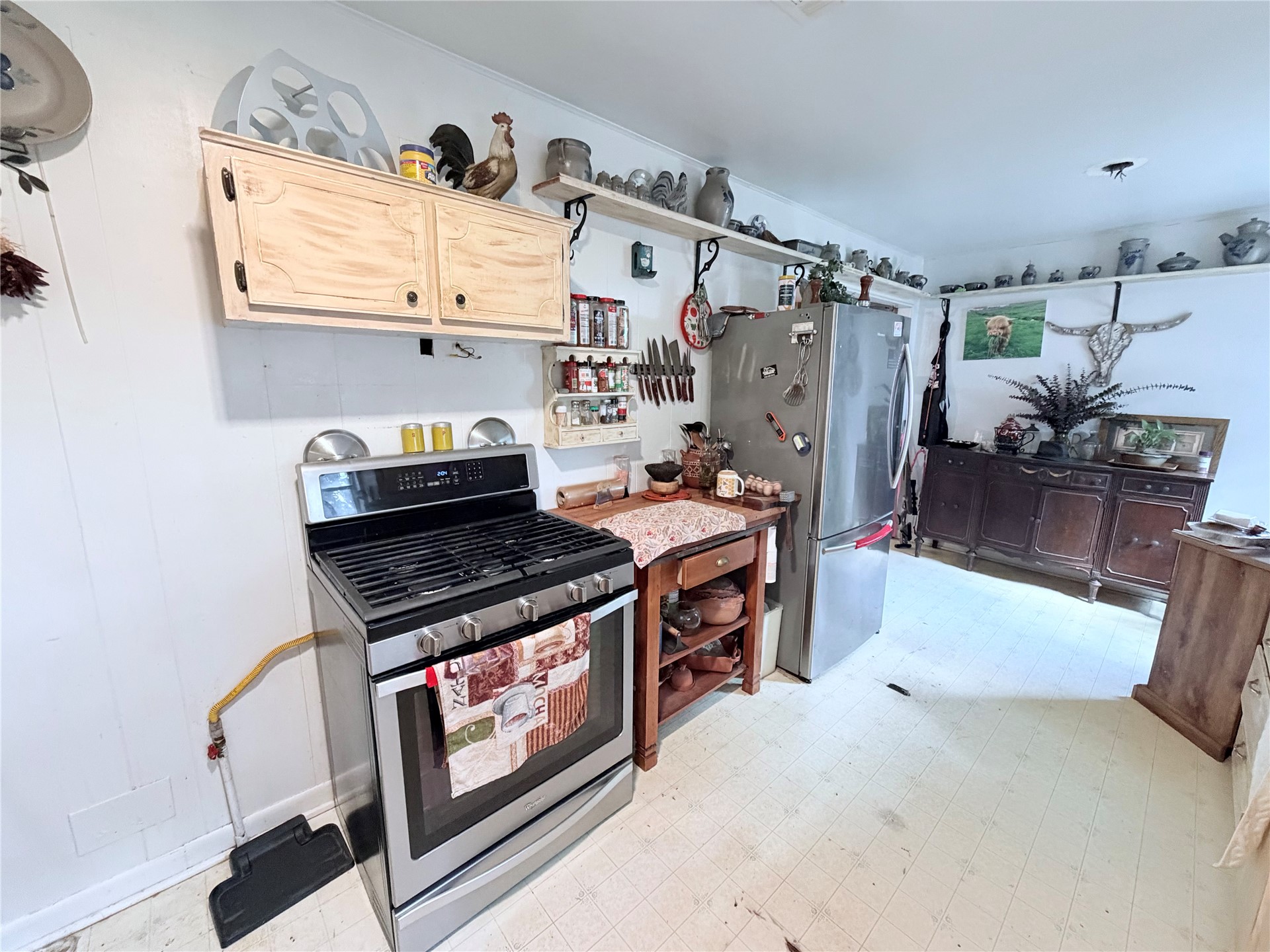 617 W 7th Street Property Photo 12