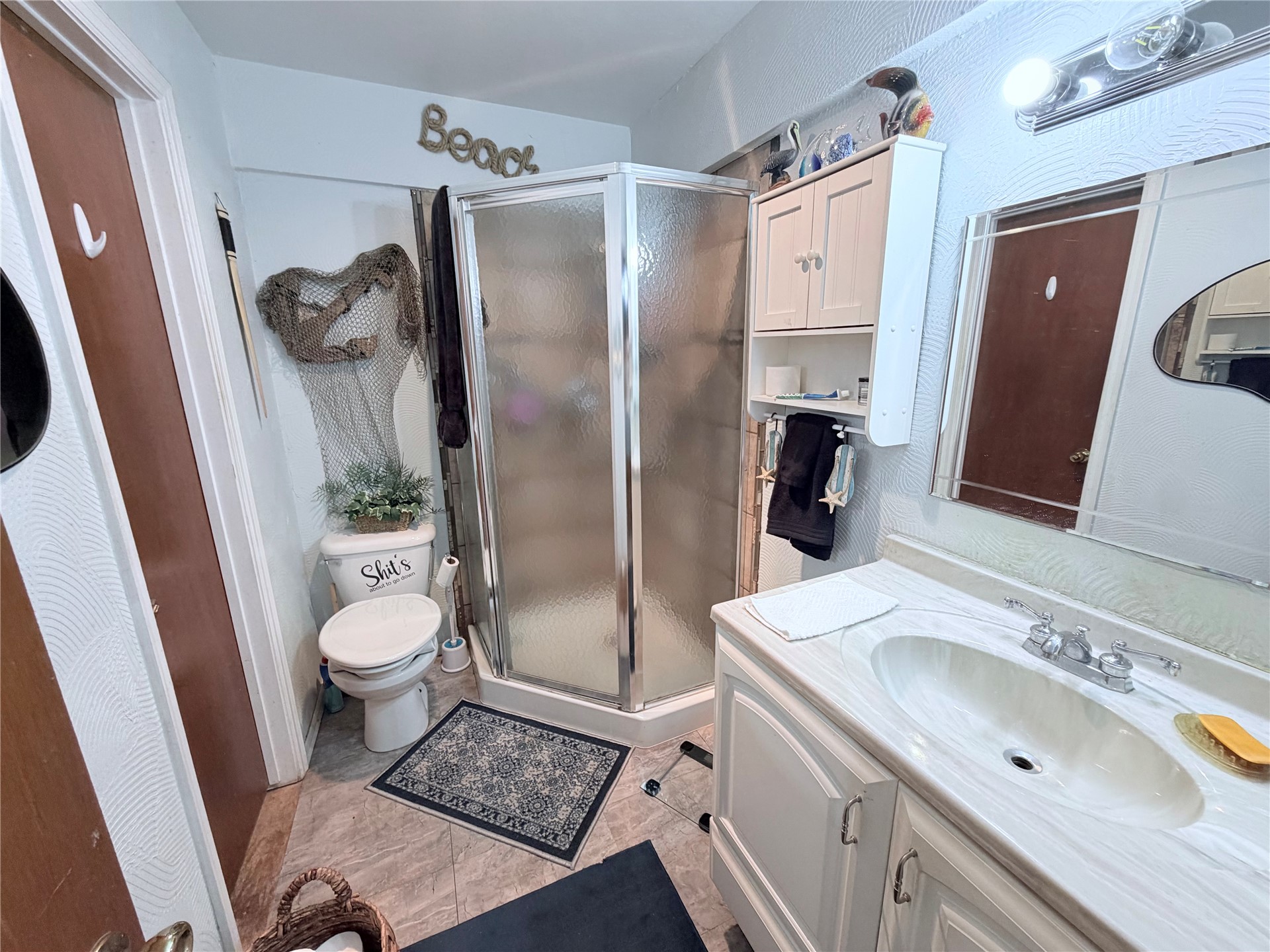617 W 7th Street Property Photo 15