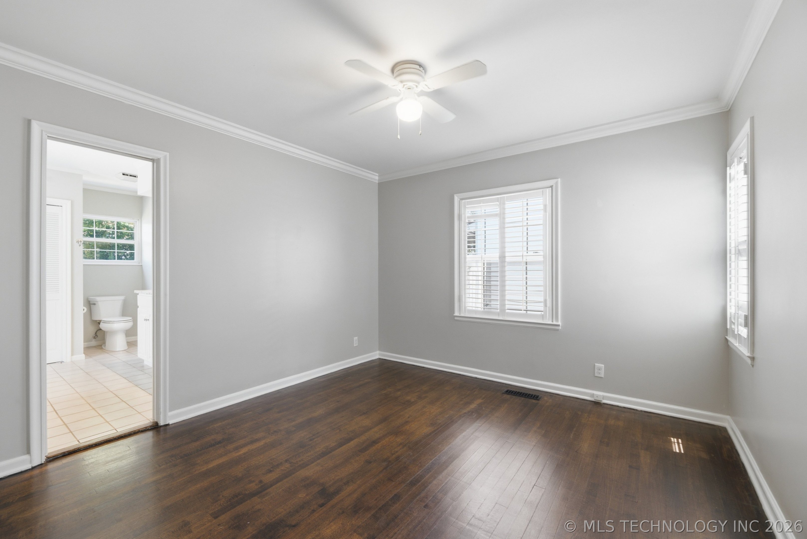 2611 E 18th Street Property Photo 16
