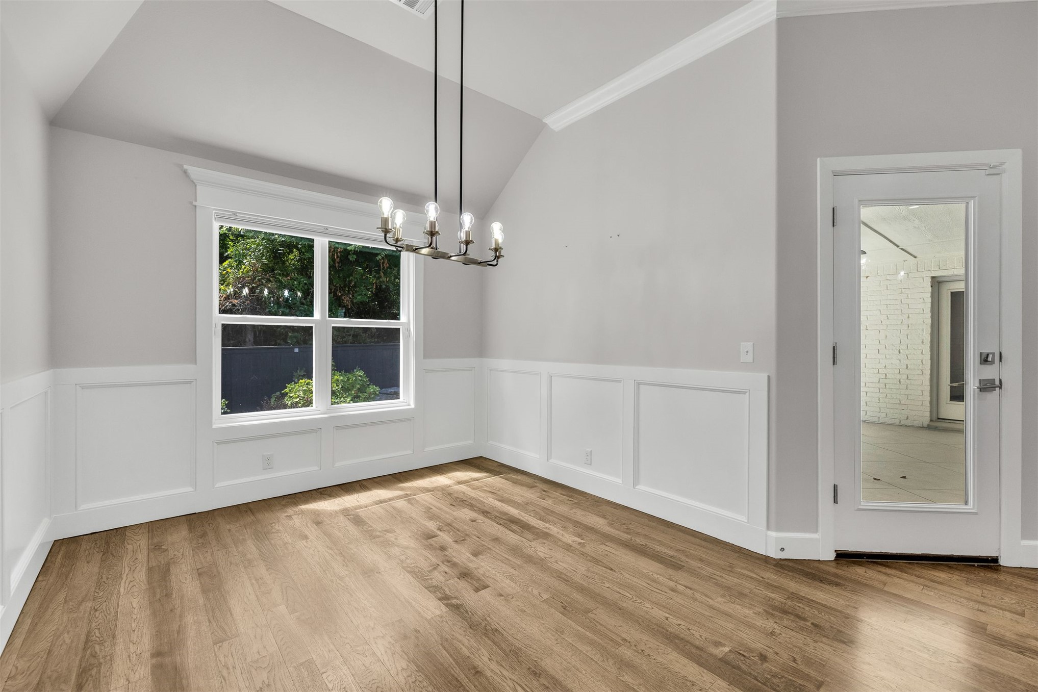 11940 S 68th East Avenue Property Photo 12