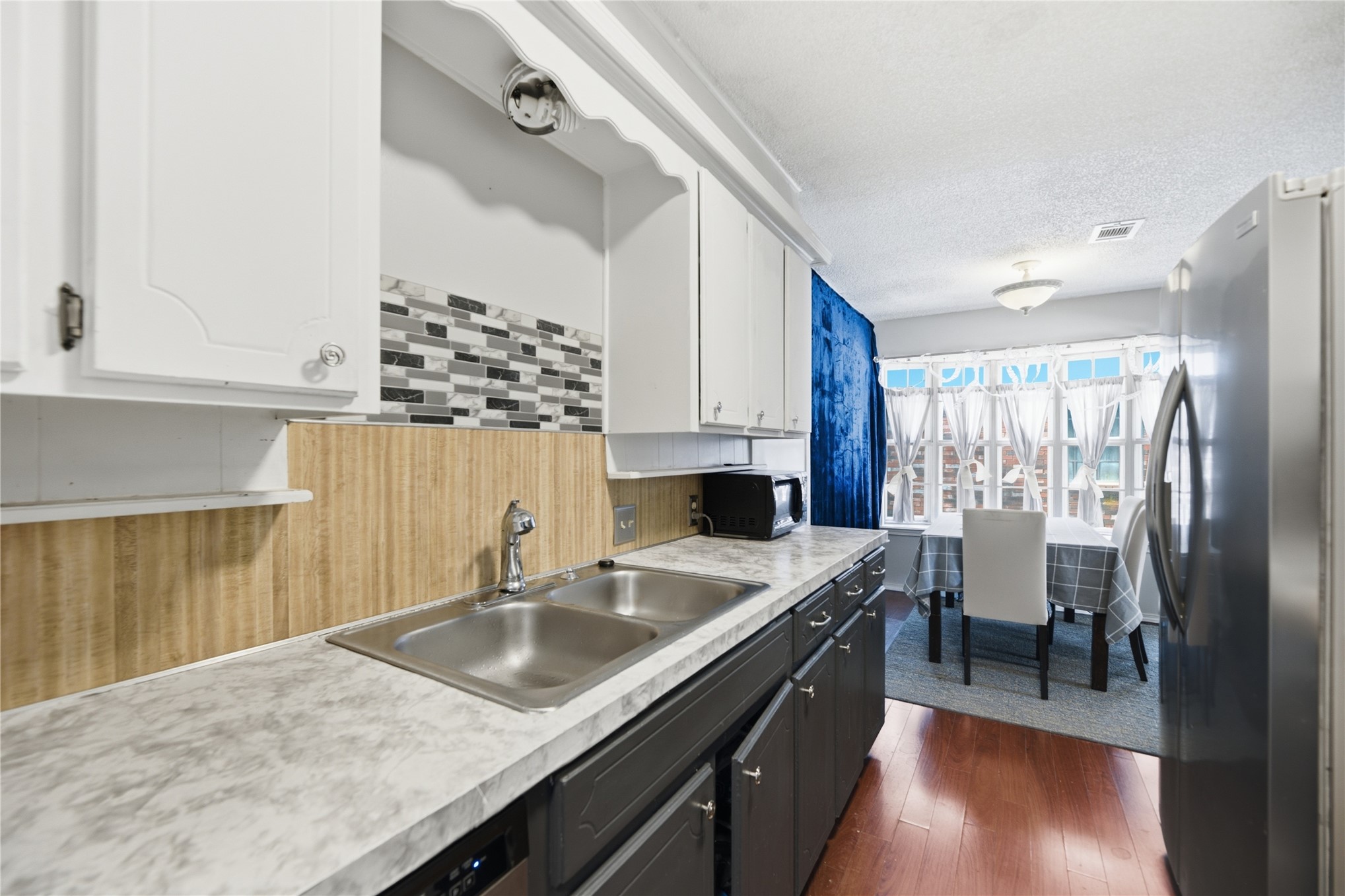 1000 W Nashville Street Property Photo 8