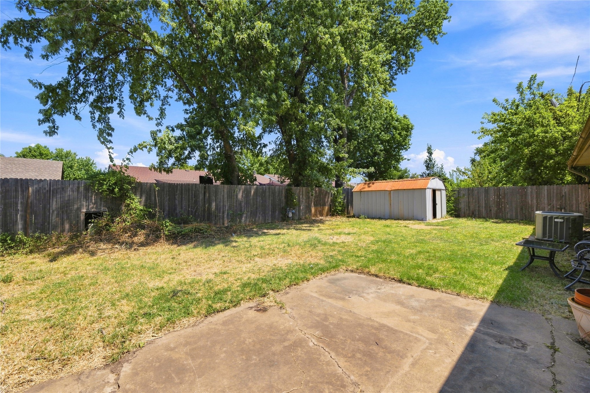 1000 W Nashville Street Property Photo 19