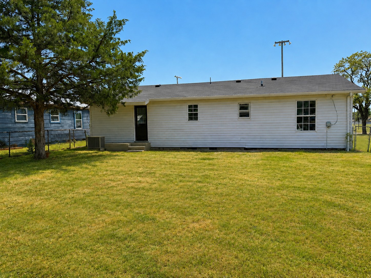 204 Summit Street Property Photo 12