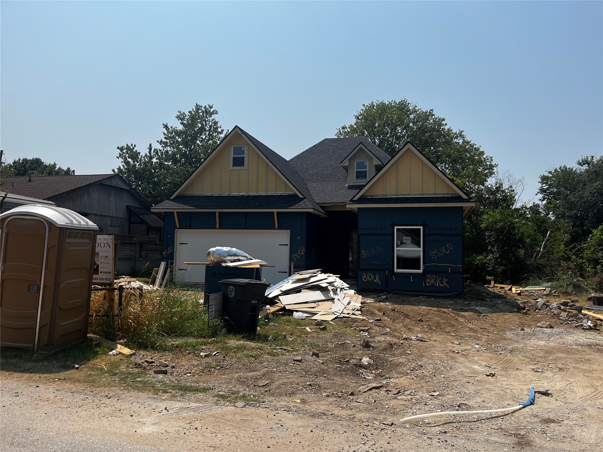4354 S Waco Avenue Property Photo 3