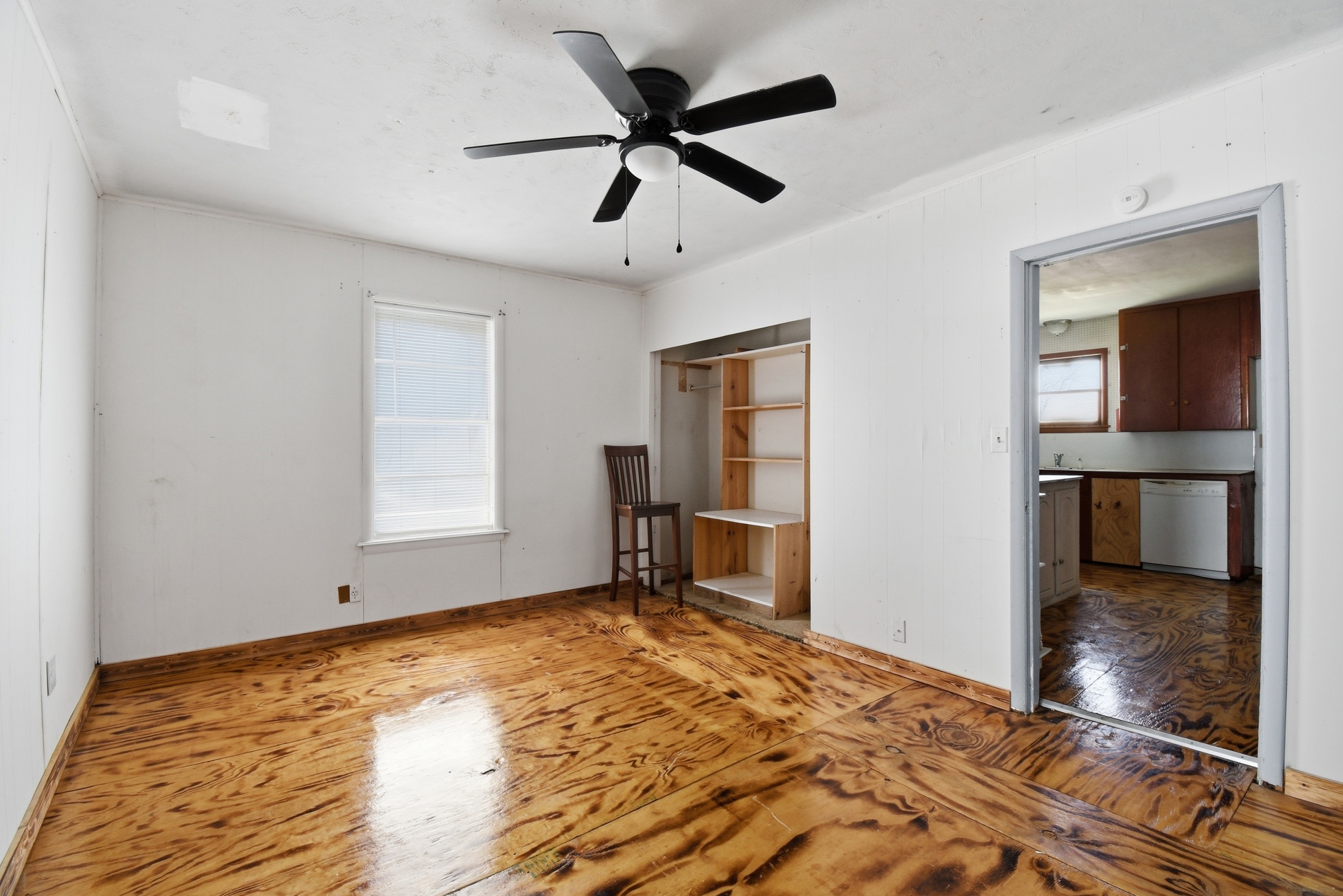 123 7th Street Property Photo 11