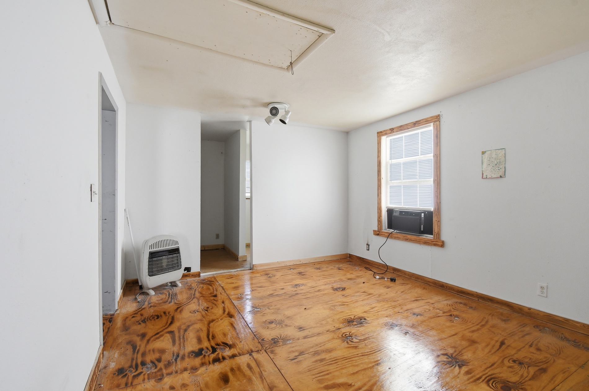 123 7th Street Property Photo 16