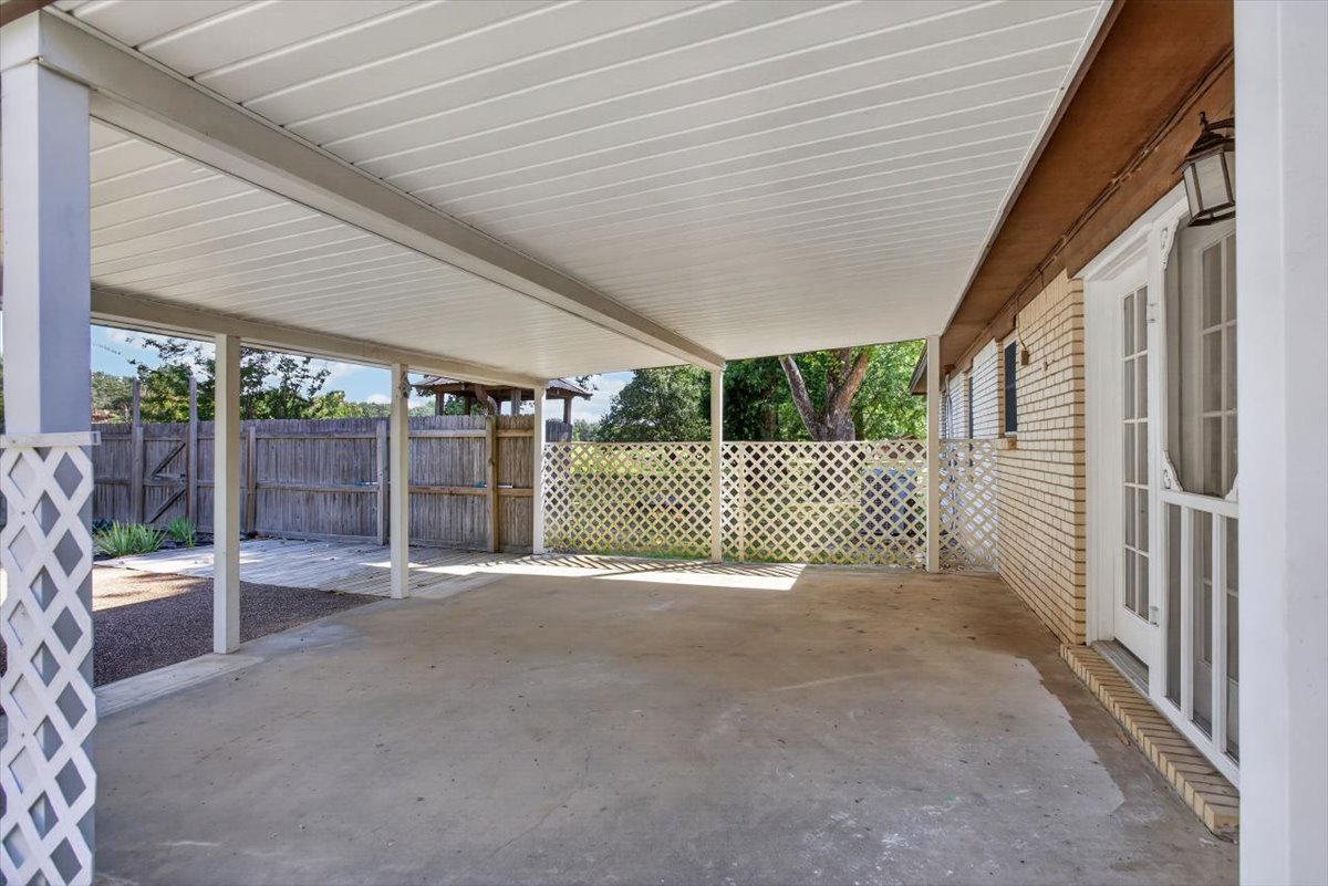 14630 Edward Loop Property Photo 5