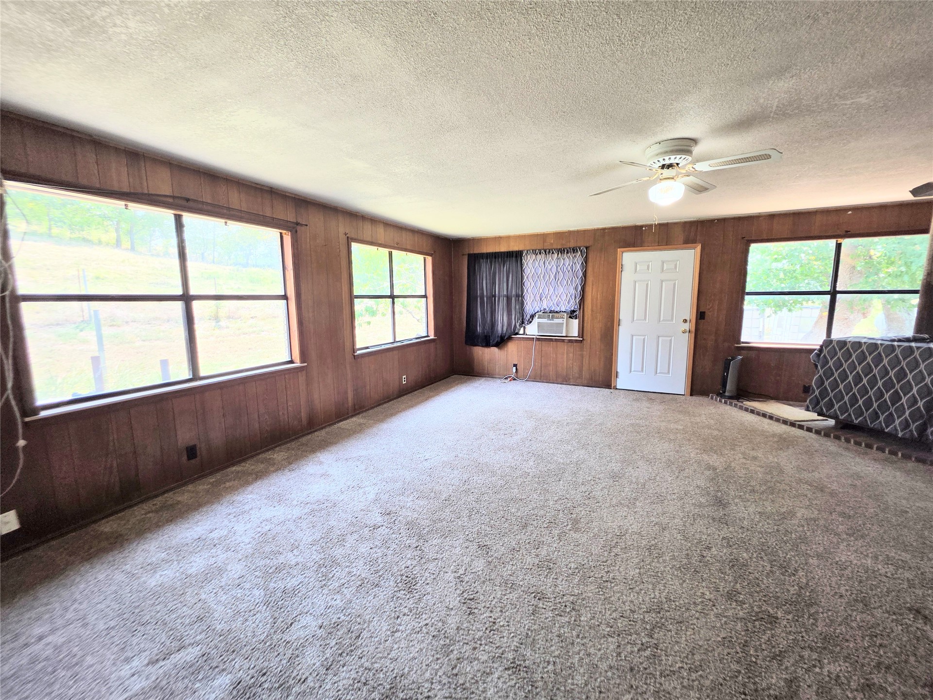 8424 S 353rd Avenue E Property Photo 31