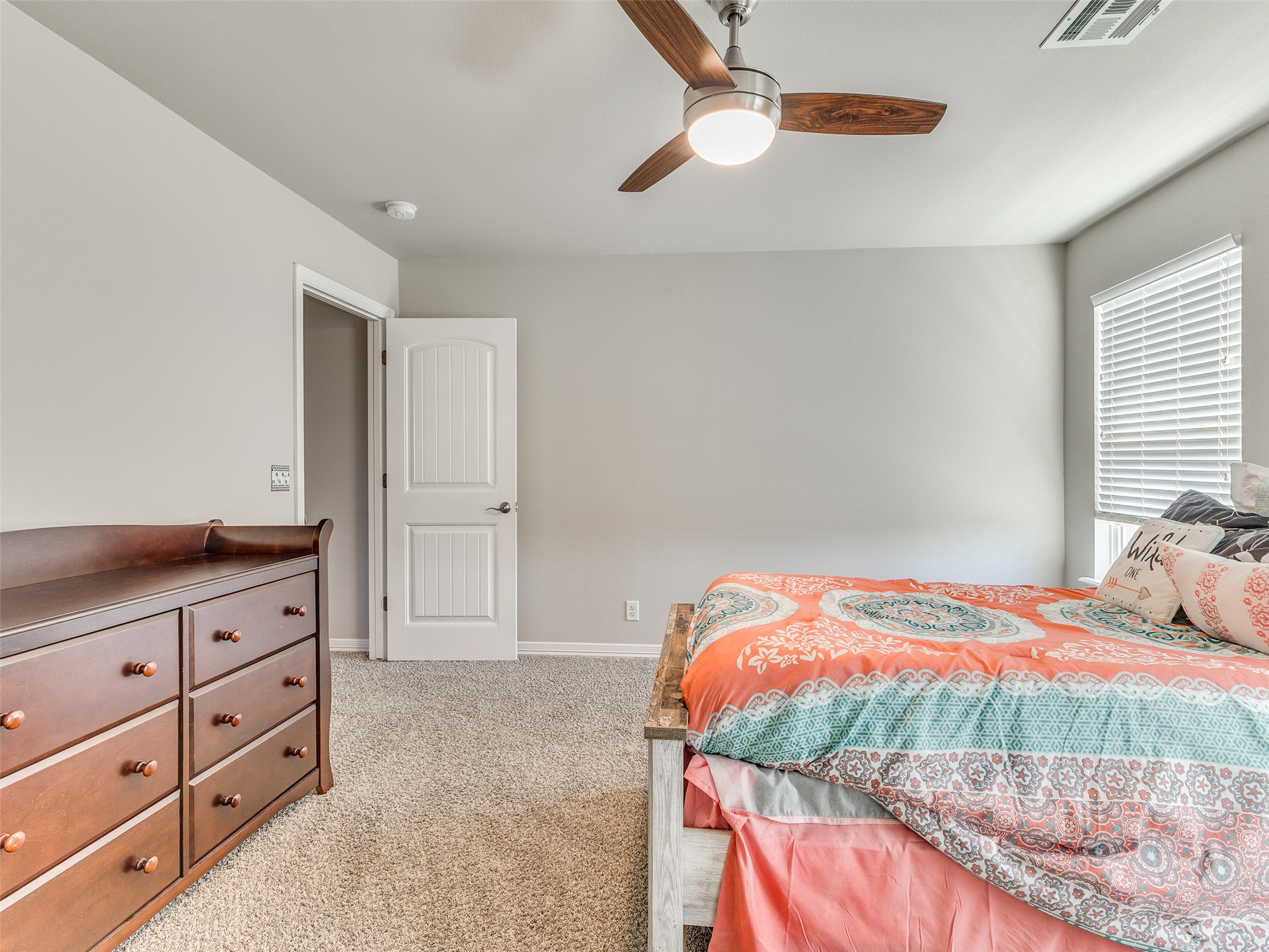 8004 S 13th Street Property Photo 44