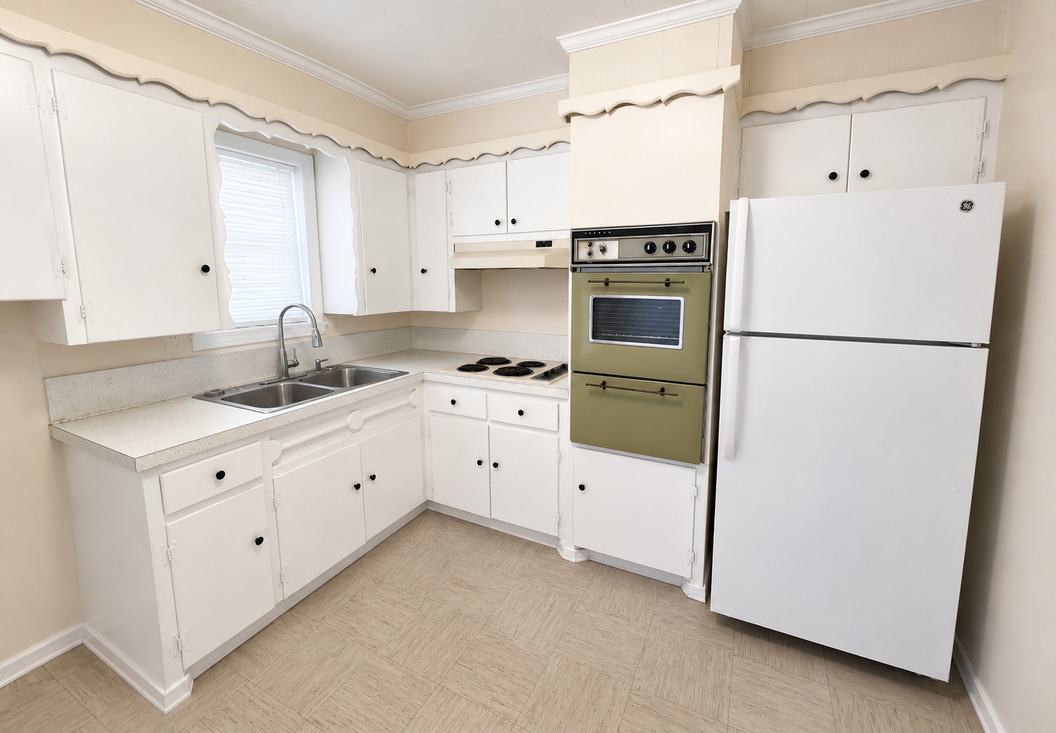 217 N Garrison Avenue N Property Photo 5