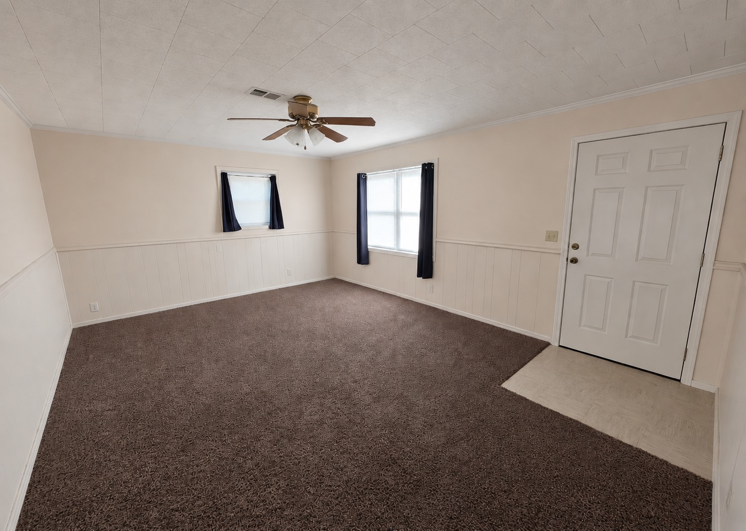 217 N Garrison Avenue N Property Photo 11