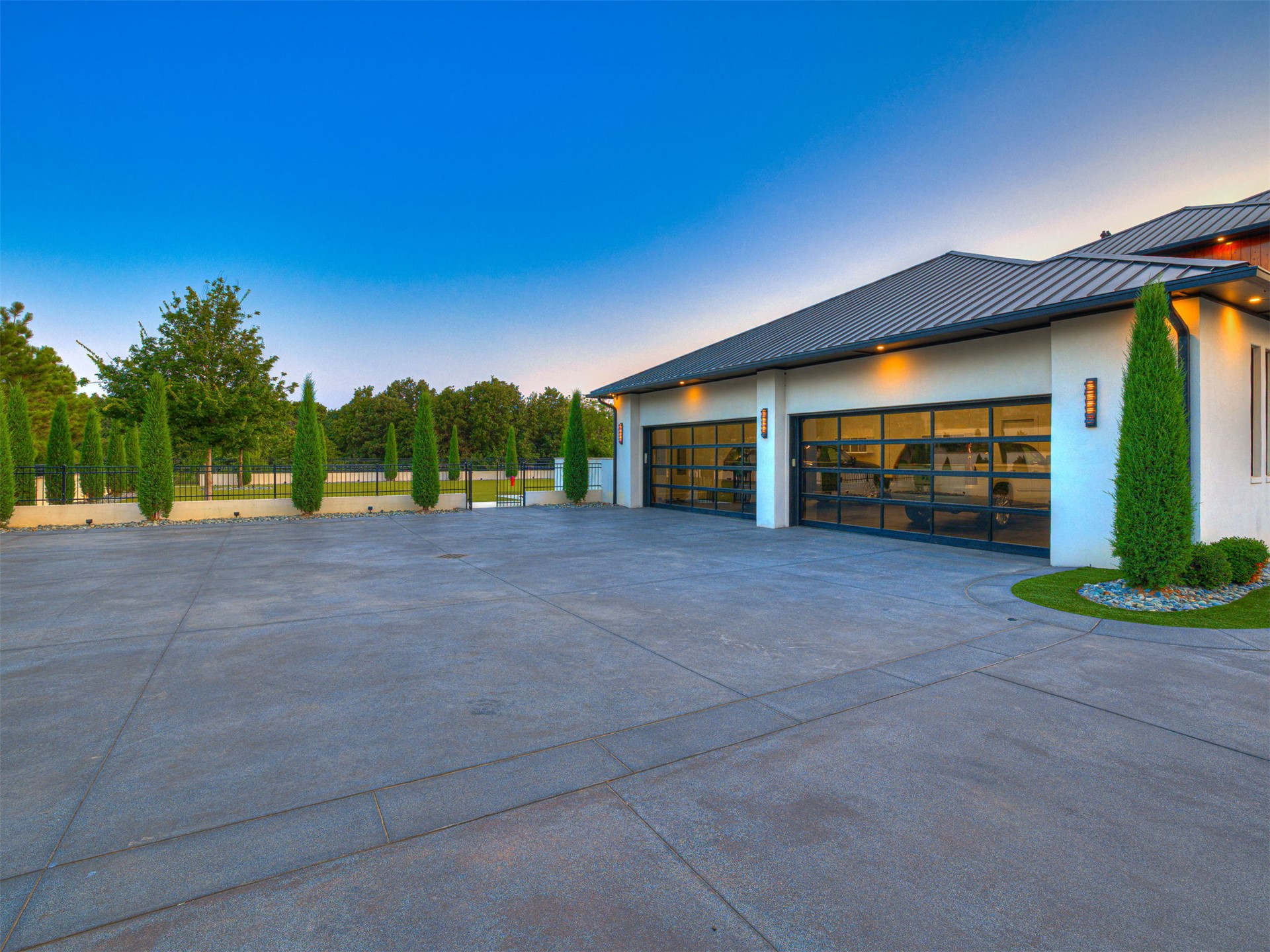 833 Mayfield Road Property Photo 32