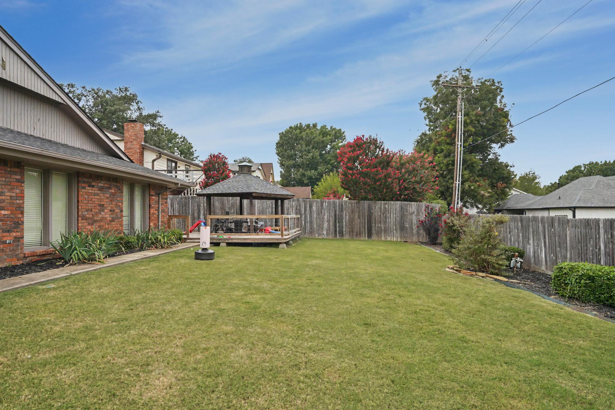 7617 66th Street Property Photo 27