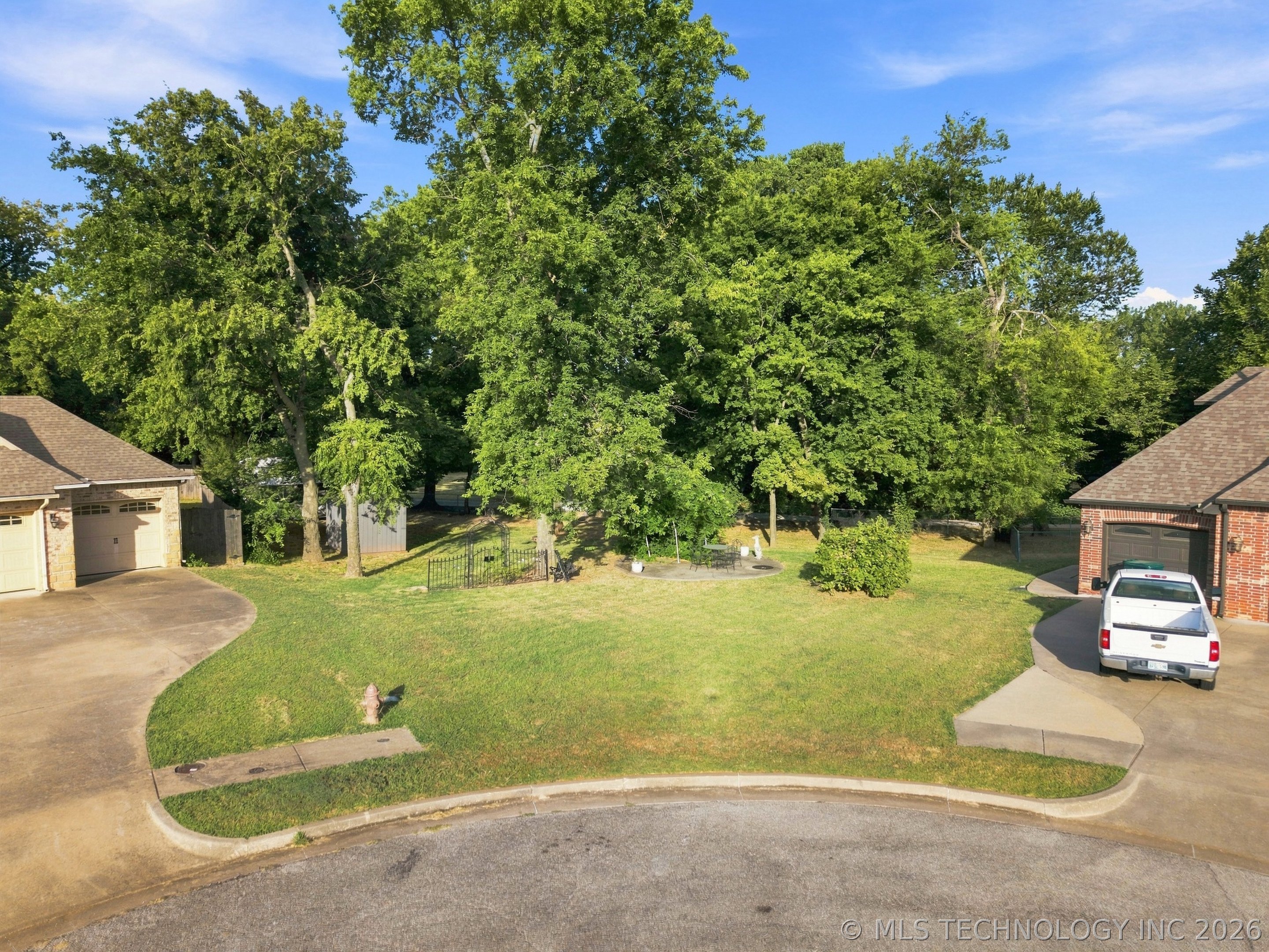 S Walnut Creek Place Property Photo 1
