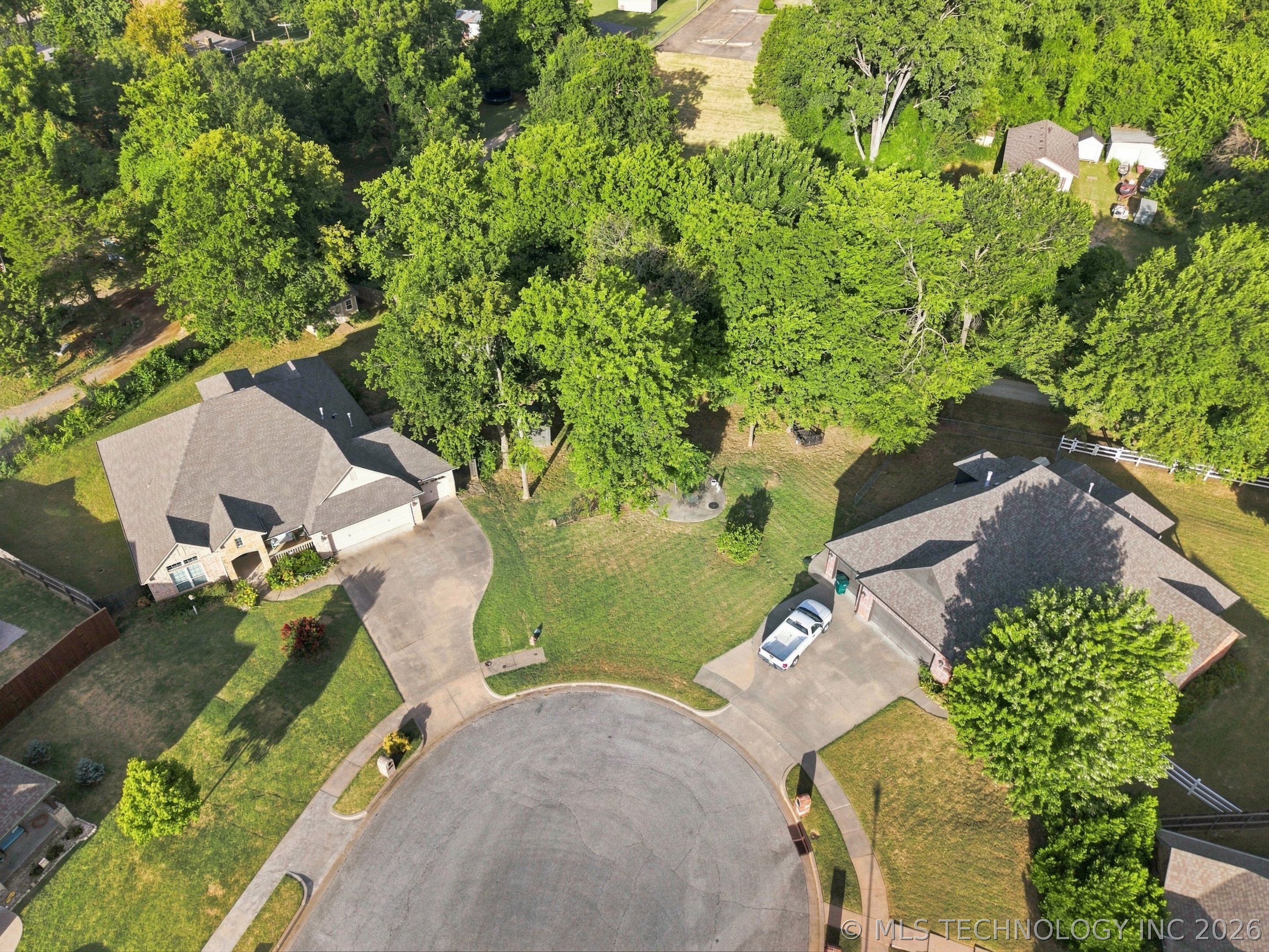 S Walnut Creek Place Property Photo 3